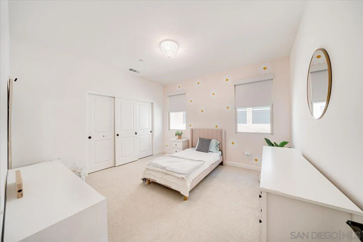 https://cdn.realtyfeed.com/cdn/127/260008940/b82d83de90d7b7a6ee9f5208e47a962b.webp