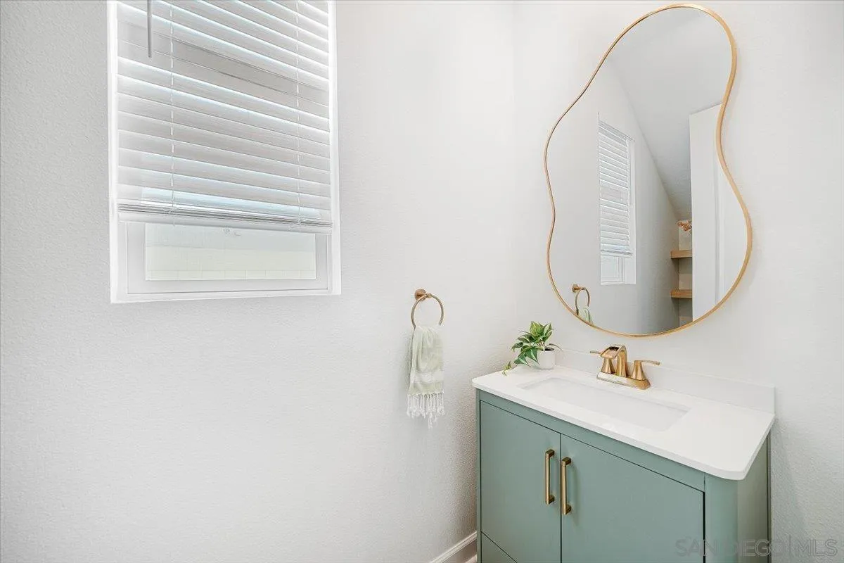 https://cdn.realtyfeed.com/cdn/127/260008940/c4e1a2712531f11bb38600c604e030ea.webp
