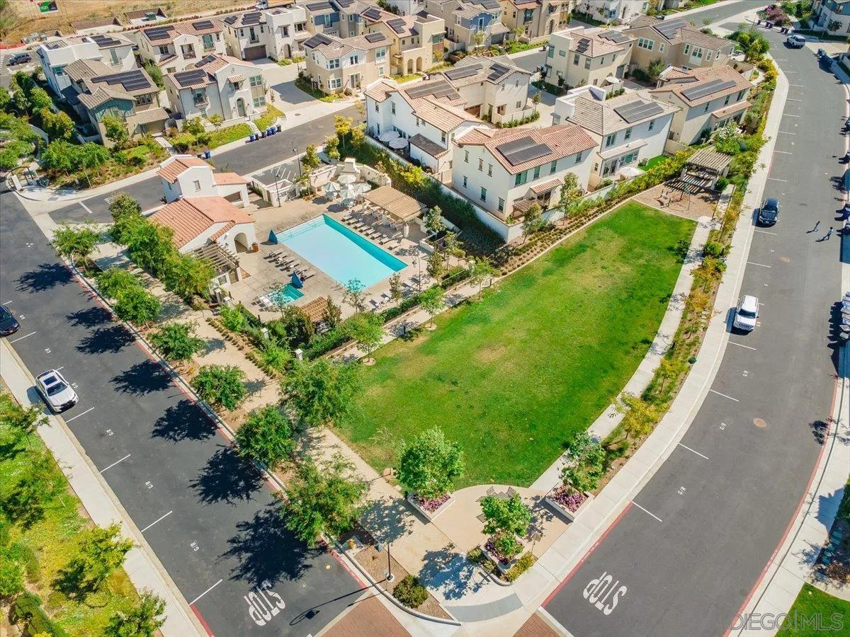 https://cdn.realtyfeed.com/cdn/127/260008940/cc6fdc1e8e8f84d95a7fecb4315ba74c.webp
