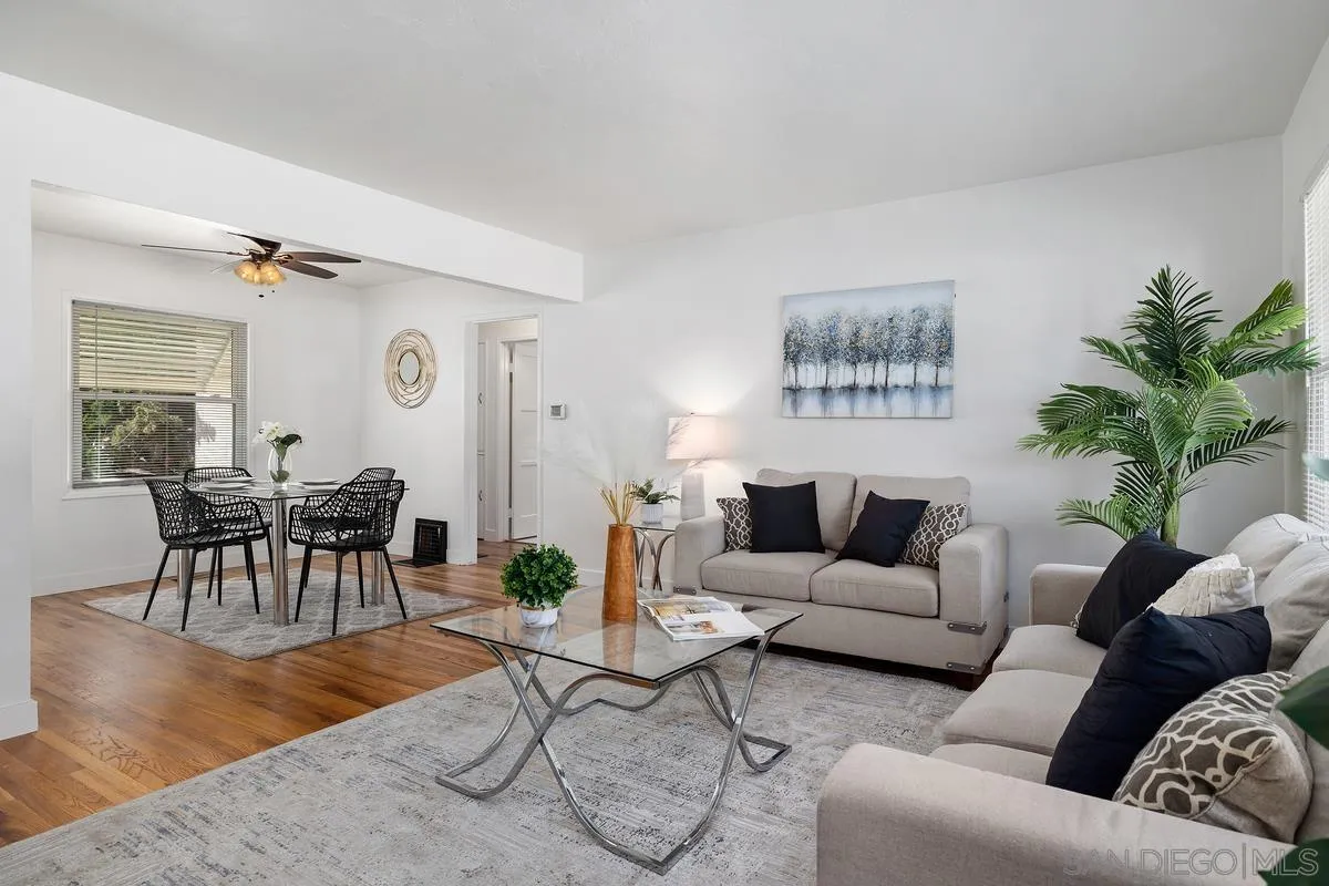 https://cdn.realtyfeed.com/cdn/127/260008942/056f3b8b321c268d3be70d77dd0448a9.webp