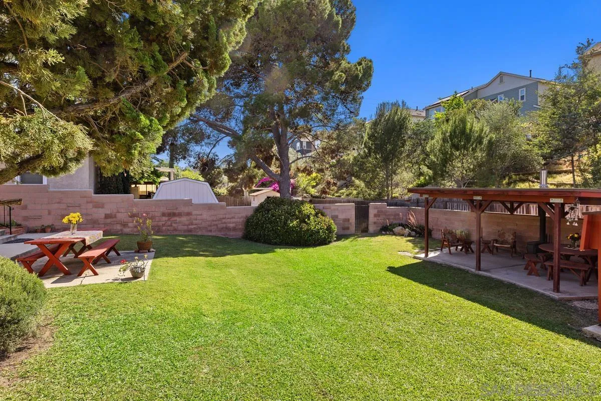 https://cdn.realtyfeed.com/cdn/127/260008942/a8726502340b1c2807f3bc570c8f9671.webp