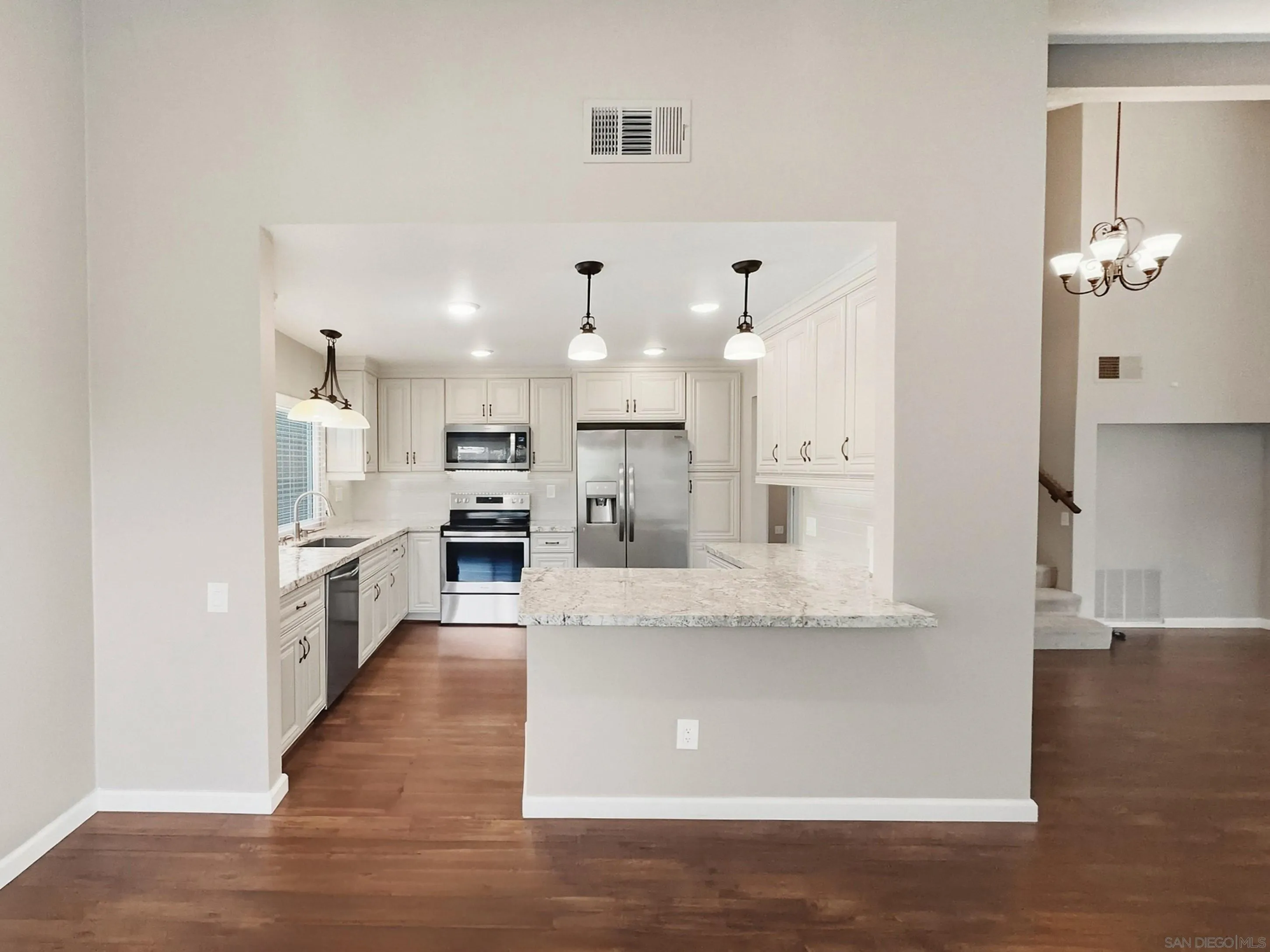 https://cdn.realtyfeed.com/cdn/127/260008948/42222869c2f9998a8c9cec710c15a47e.webp