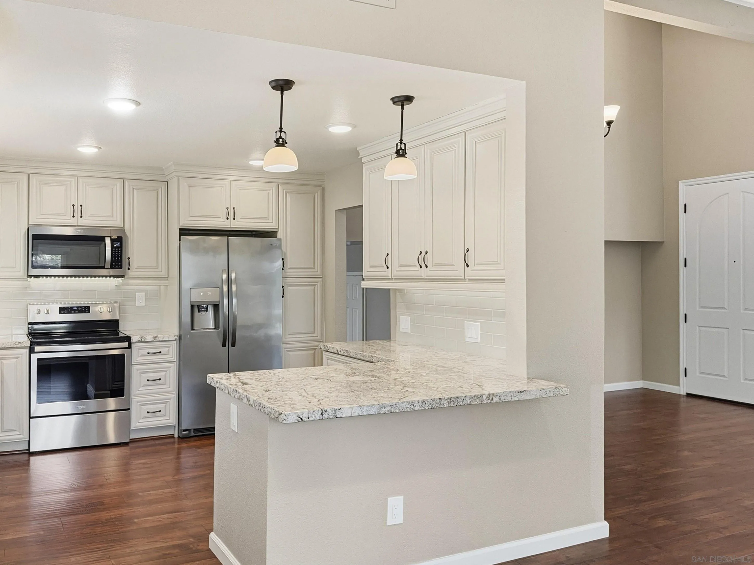 https://cdn.realtyfeed.com/cdn/127/260008948/456b7309b64b6f9b72ee3ad9f65d5cbb.webp