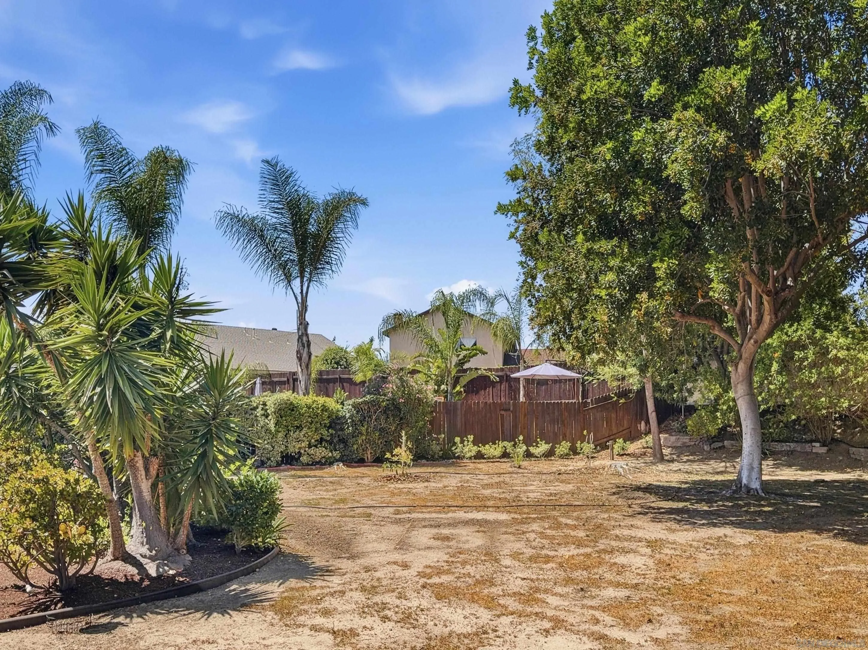 https://cdn.realtyfeed.com/cdn/127/260008948/cf1e8b899669a714409b74315ef49aed.webp