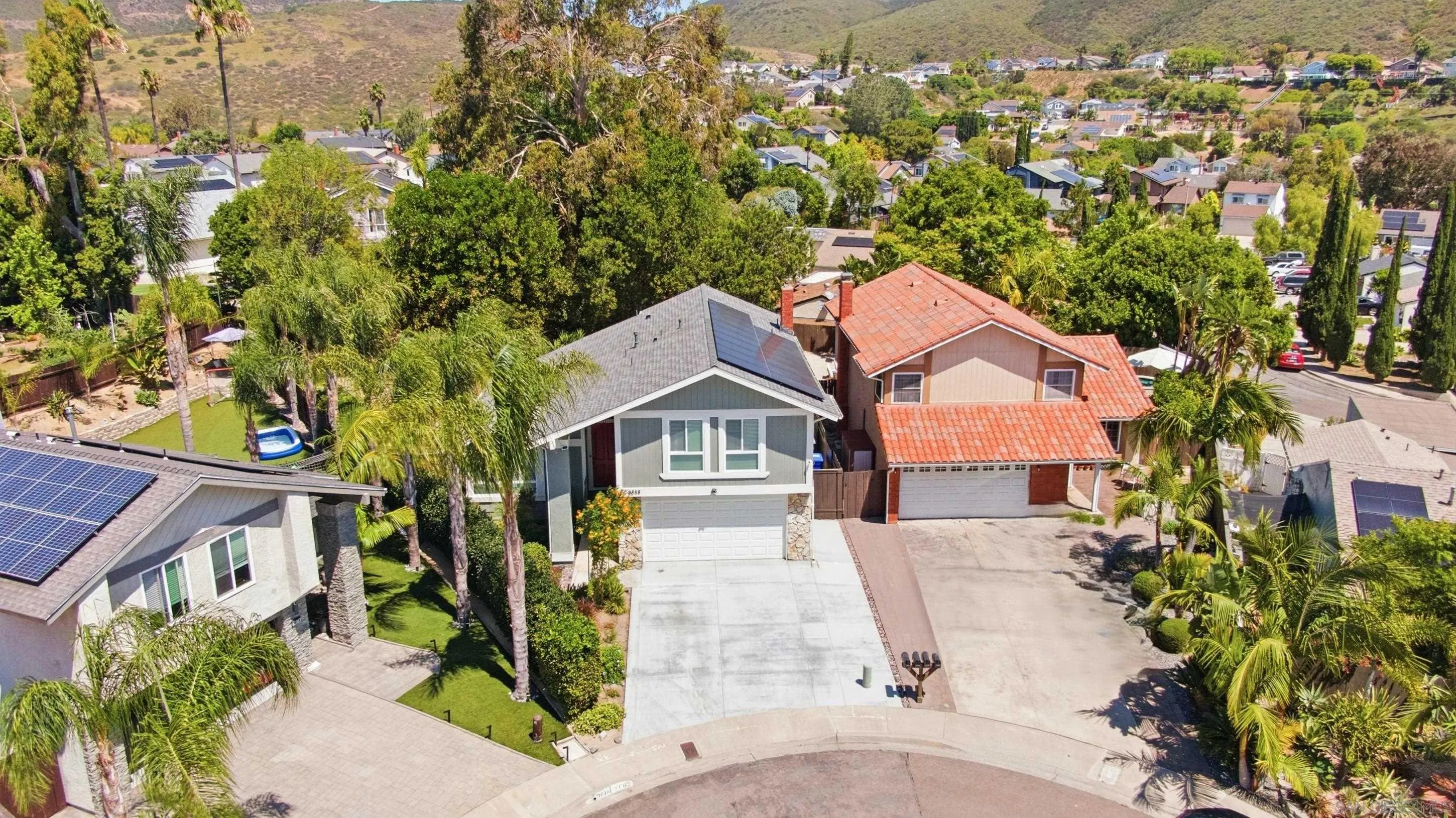 https://cdn.realtyfeed.com/cdn/127/260008948/cf75c12feb8118f946c9af023dcb6998.webp