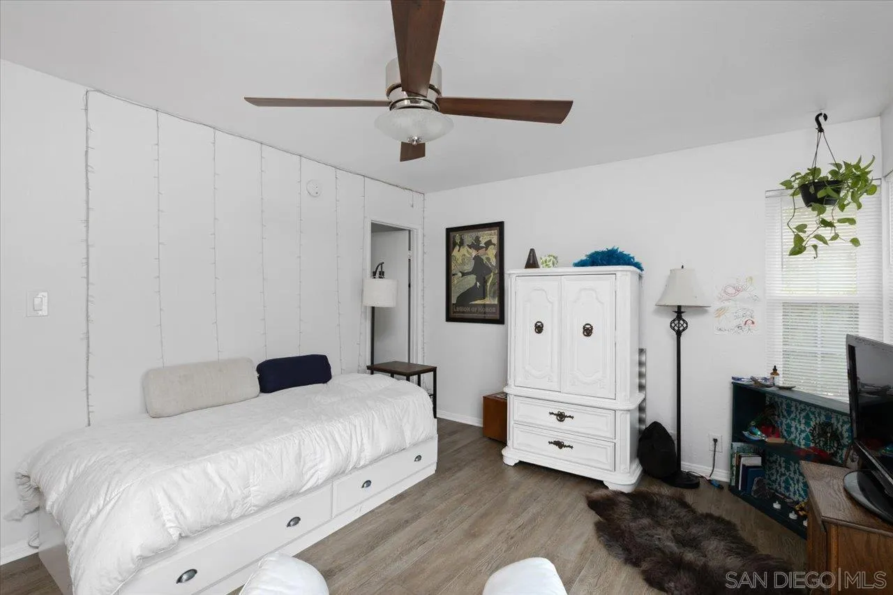 Photo #11: 260008954 Listing: Photo #11