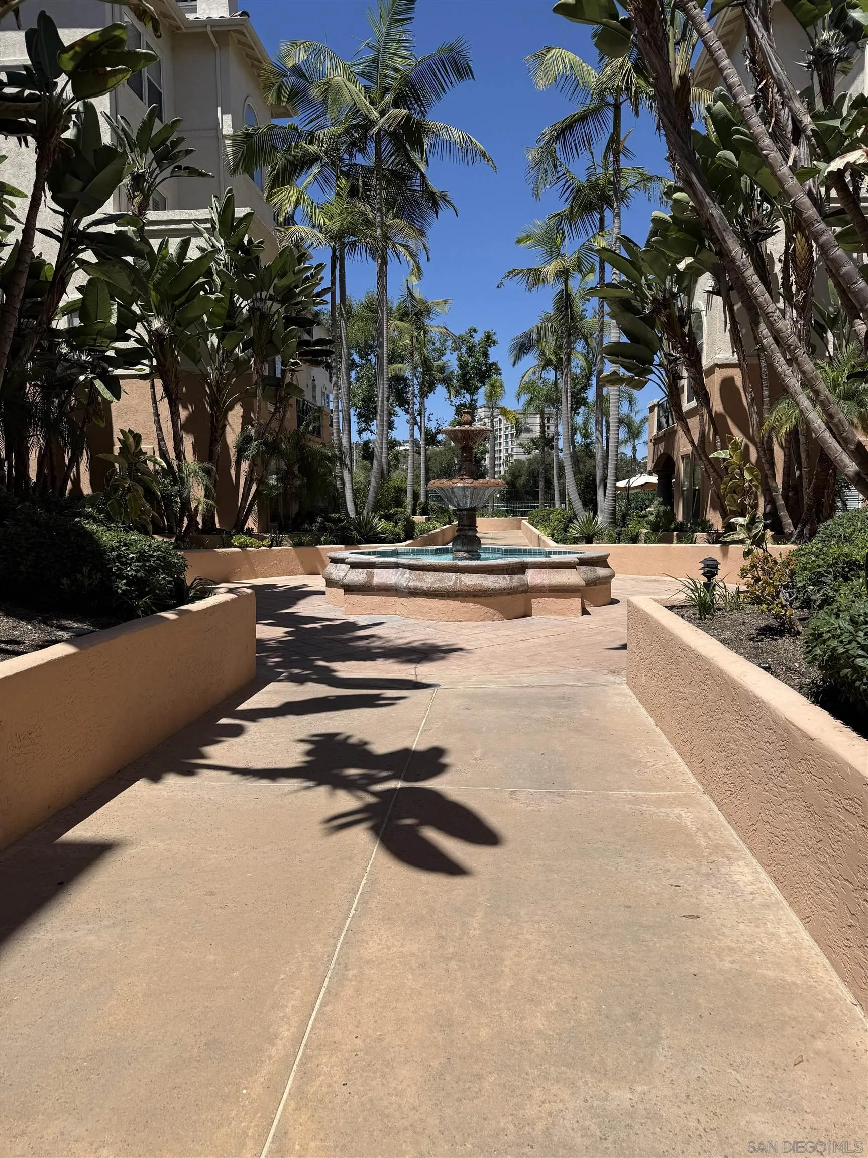 680 Camino De La Reina UNIT 2201, San Diego, CA, 92108
