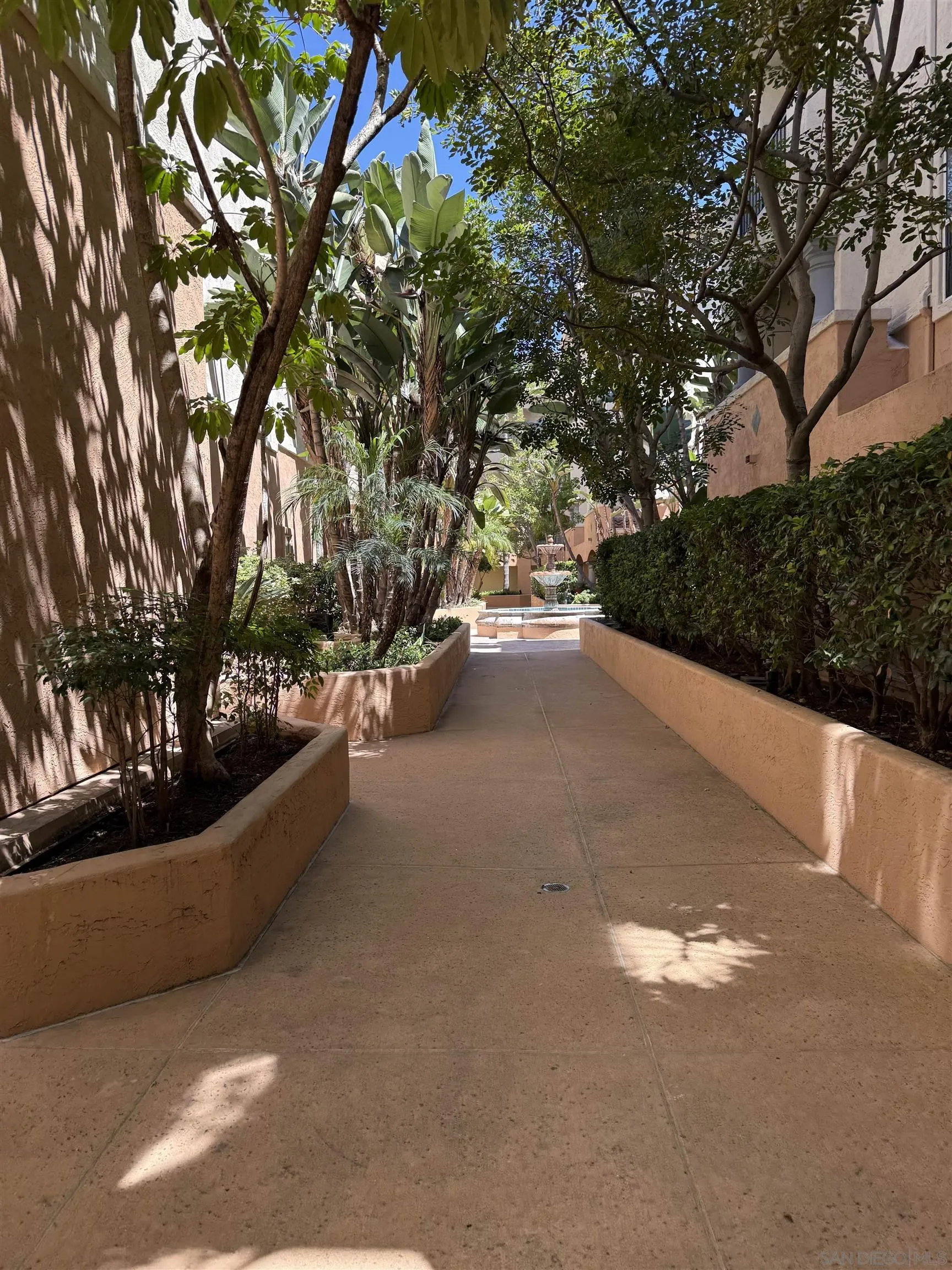 680 Camino De La Reina UNIT 2201, San Diego, CA, 92108