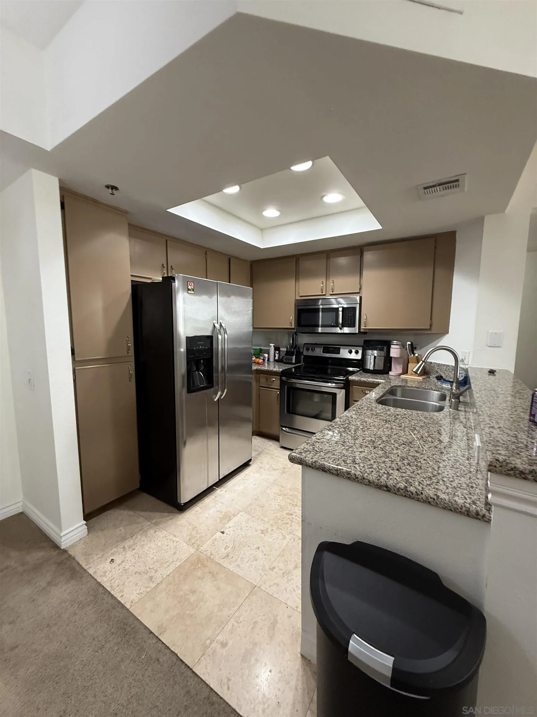680 Camino De La Reina UNIT 2201, San Diego, CA, 92108