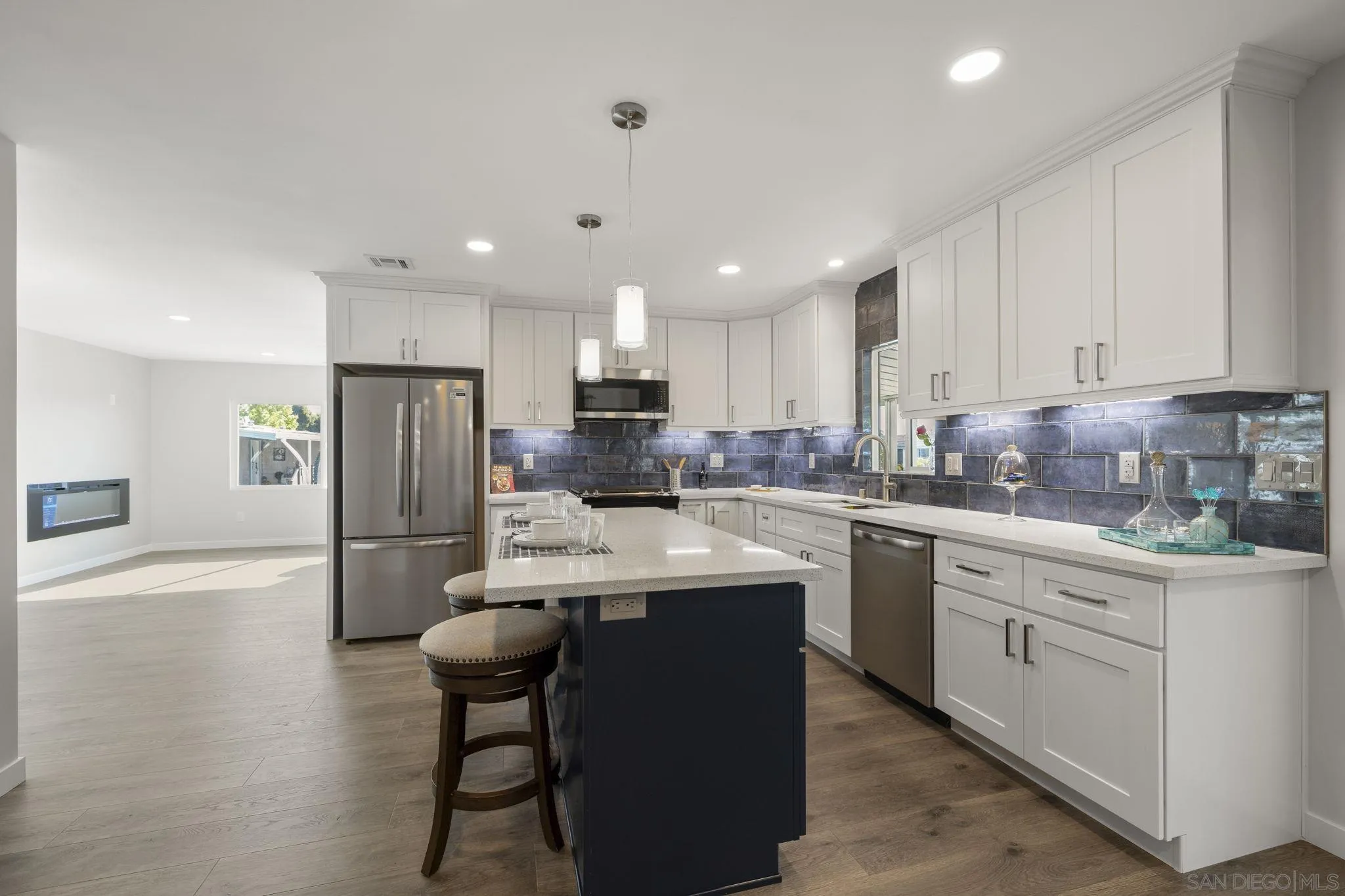 https://cdn.realtyfeed.com/cdn/127/260008956/3a363fe76e8115738b1df58af45a9f31.webp