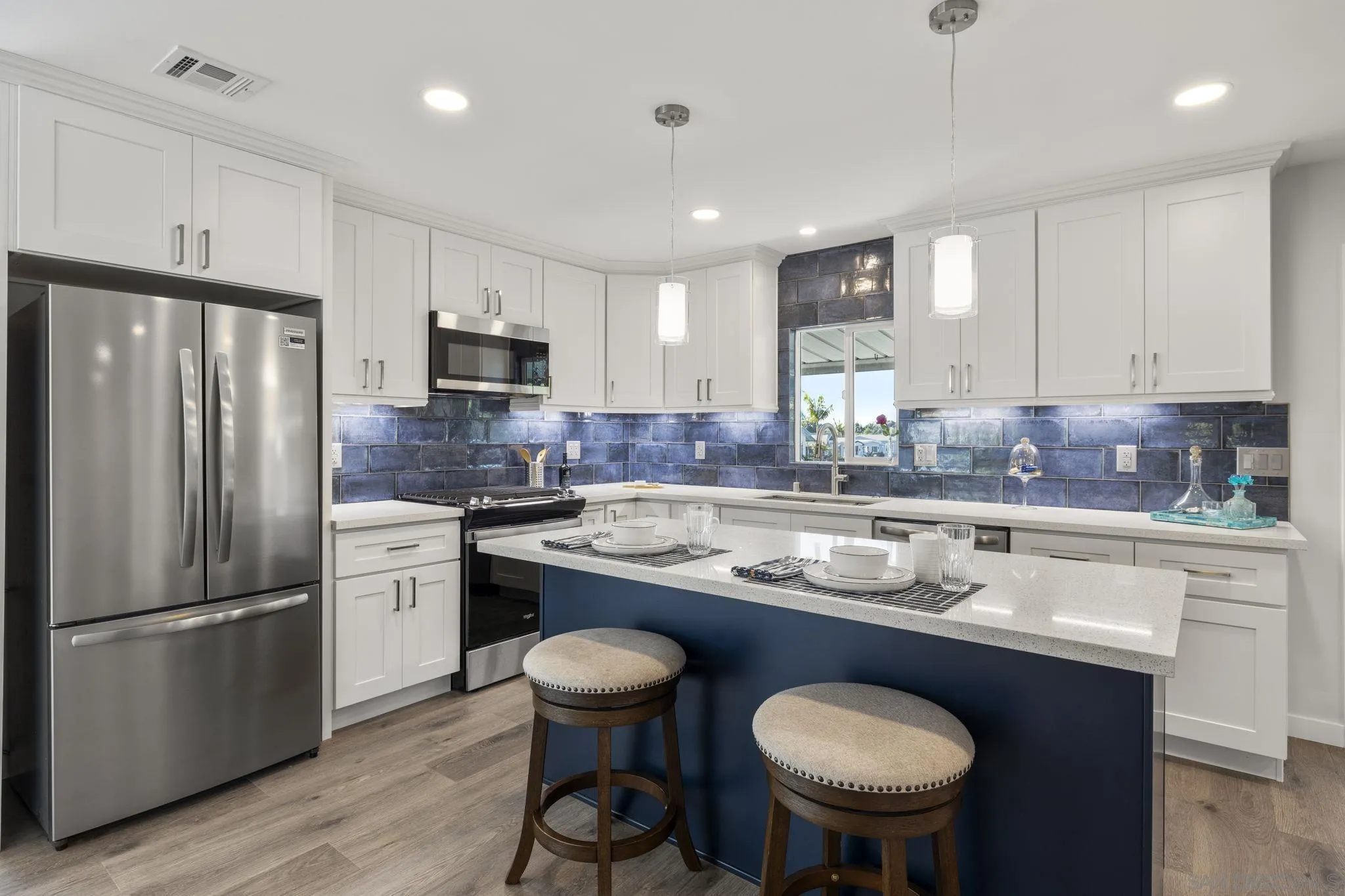 https://cdn.realtyfeed.com/cdn/127/260008956/6c91b6c713d8d90247bb99290fdf6d7a.webp