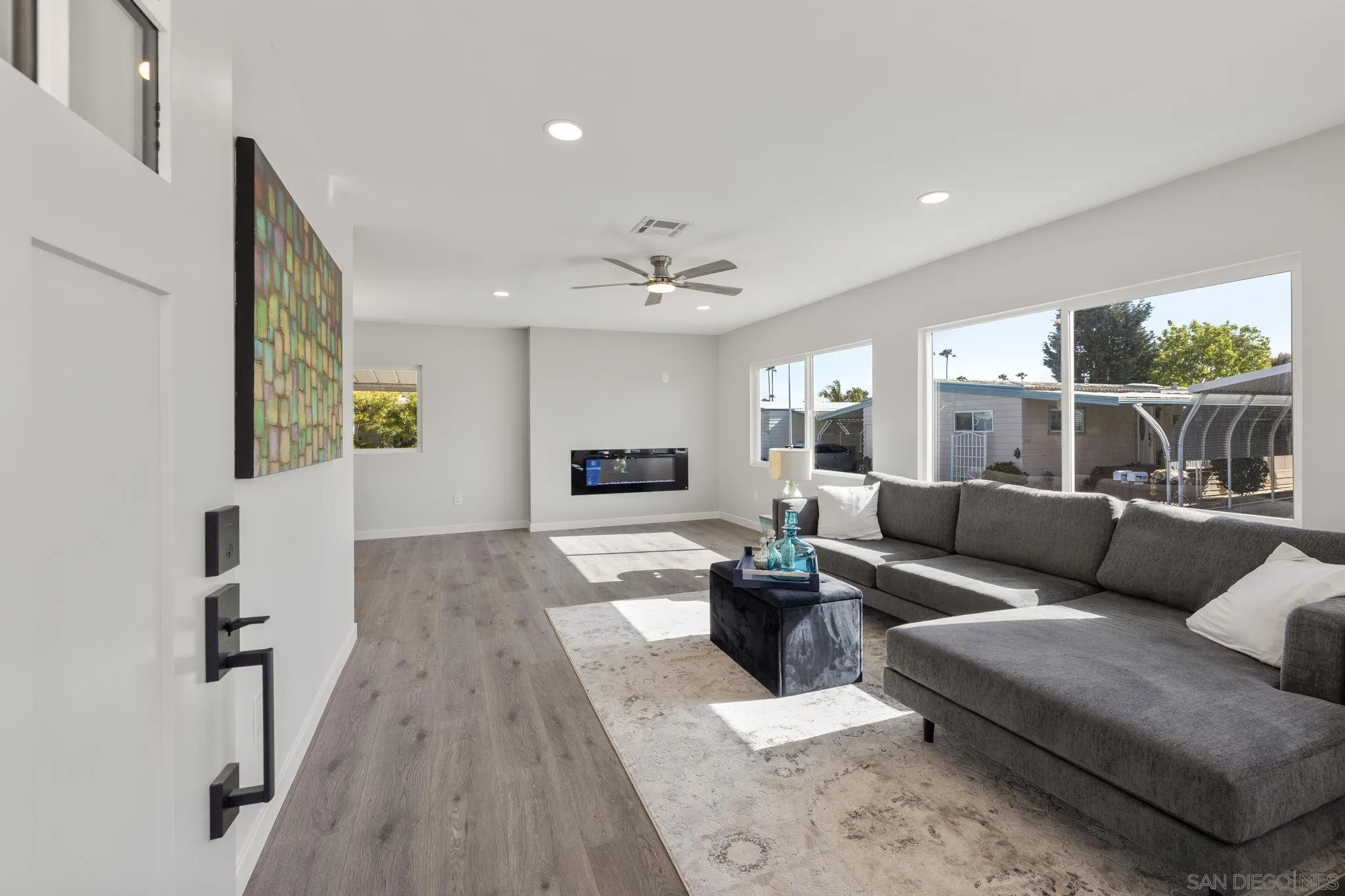 https://cdn.realtyfeed.com/cdn/127/260008956/f7ebcff389b760e88332b63f725ef3e1.webp