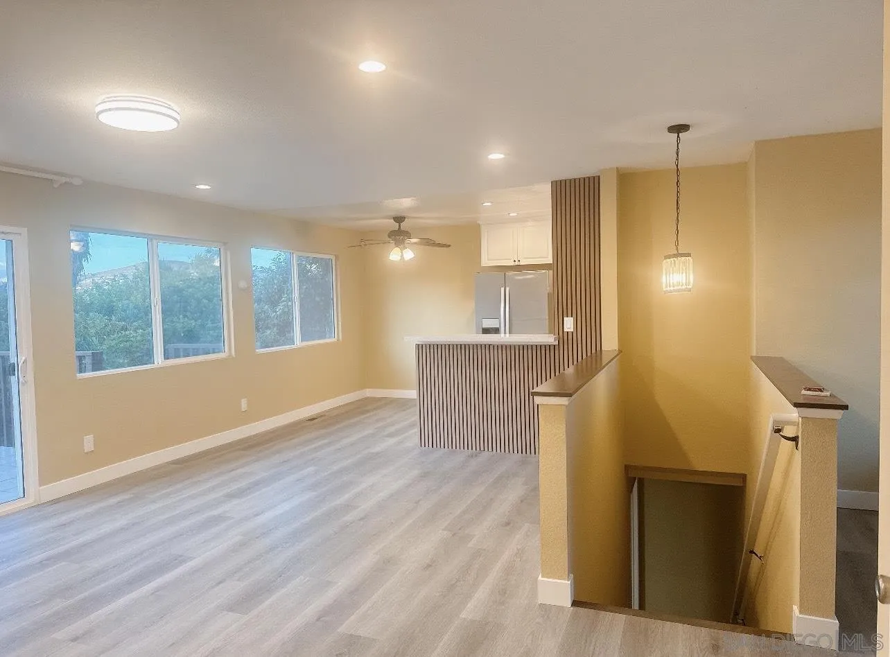 https://cdn.realtyfeed.com/cdn/127/260008957/f5f1150adbc83132161f0ec8d79e1312.webp