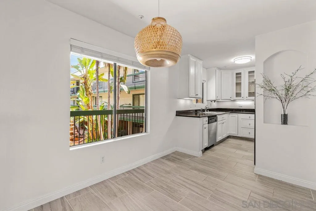 Photo #14: 260008959 Listing: Photo #14