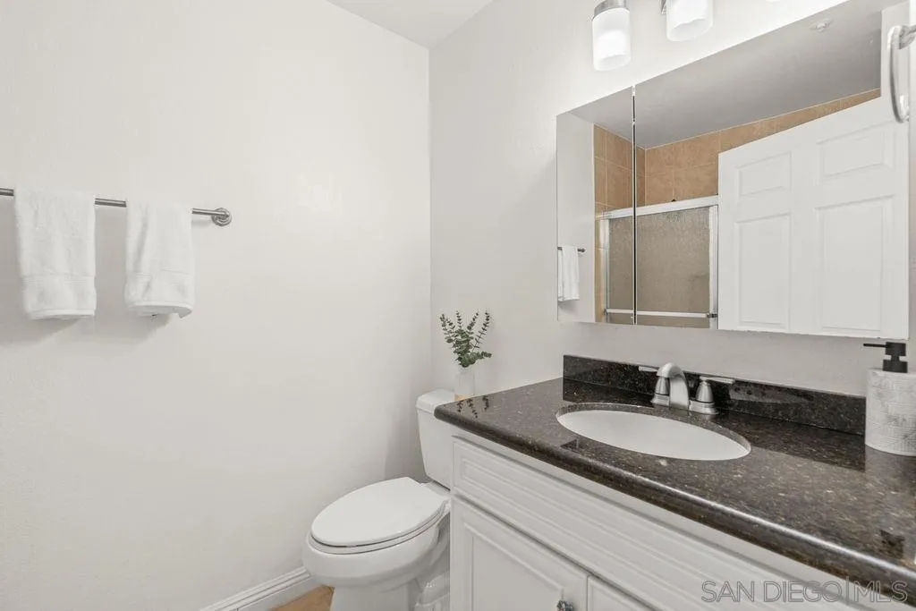 Photo #9: 260008959 Listing: Photo #9