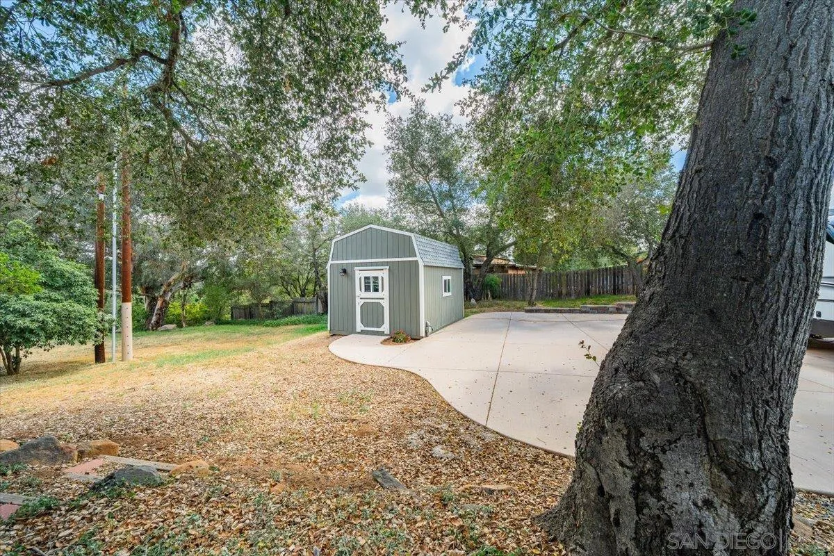 https://cdn.realtyfeed.com/cdn/127/260008965/71dd58a0bc77e4ce0bd2357925e056fd.webp
