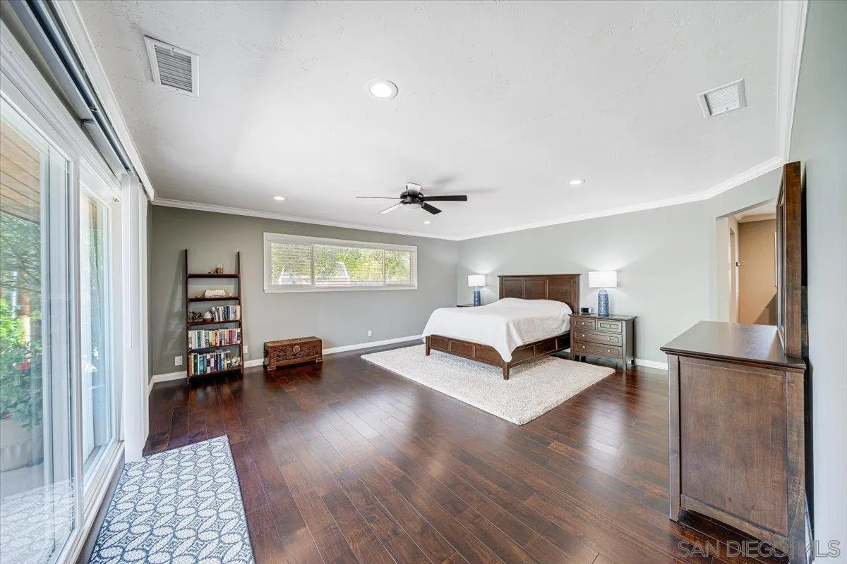 https://cdn.realtyfeed.com/cdn/127/260008965/a442e2c3cdc417bce6d8b164acf9a491.webp