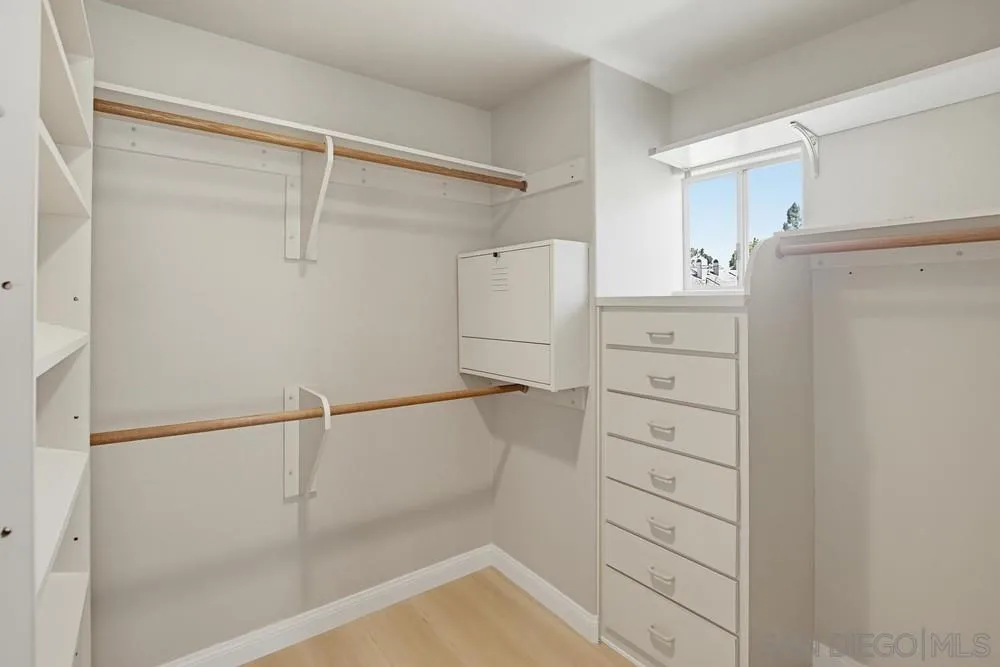 https://cdn.realtyfeed.com/cdn/127/260008973/2b64dd59ed54c7e34baa2631f851703d.webp