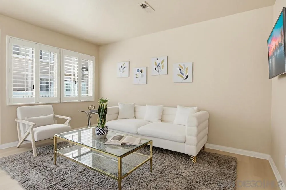 Photo #13: 260008973 Listing: Photo #13