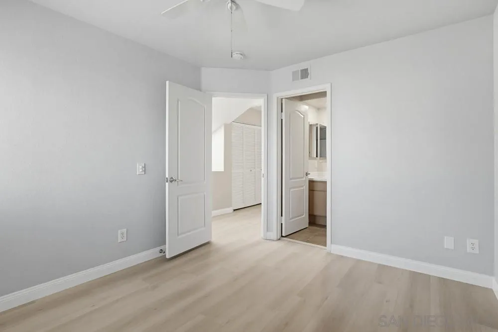 Photo #38: 260008973 Listing: Photo #38