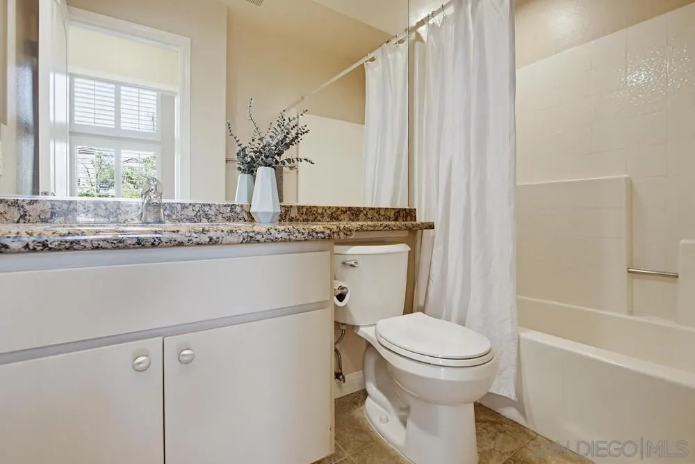 Photo #24: 260008973 Listing: Photo #24