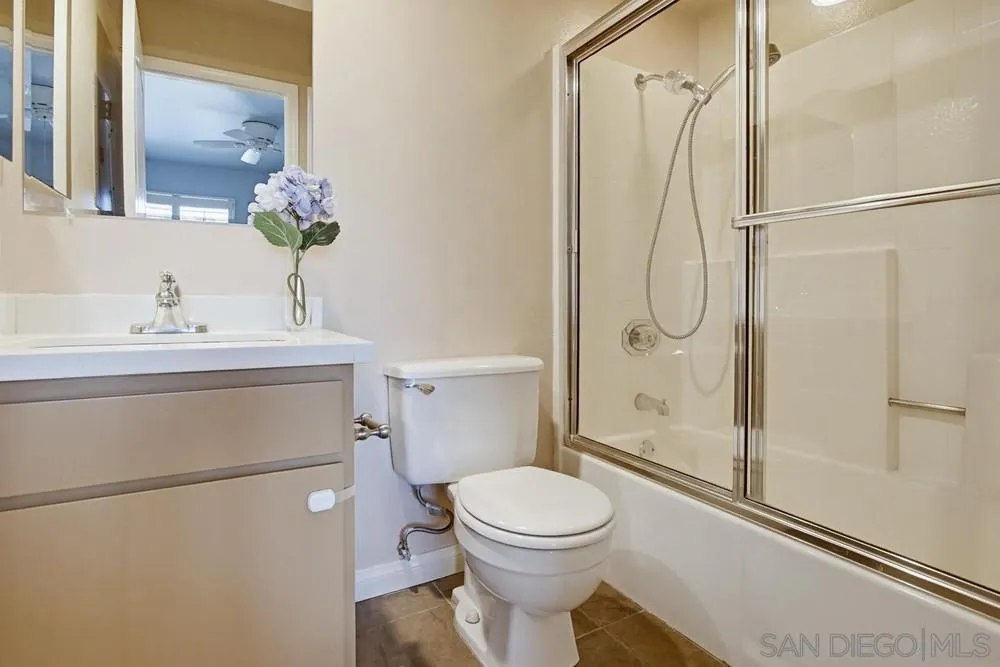 https://cdn.realtyfeed.com/cdn/127/260008973/c4c63388e0f1af2a415c528b0d1848c9.webp