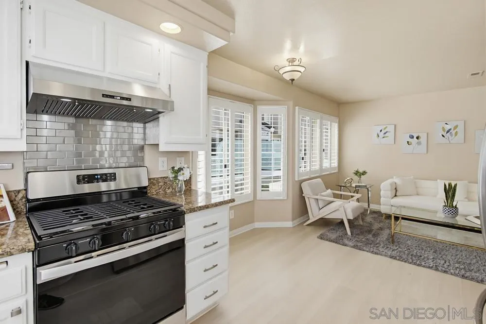 Photo #21: 260008973 Listing: Photo #21