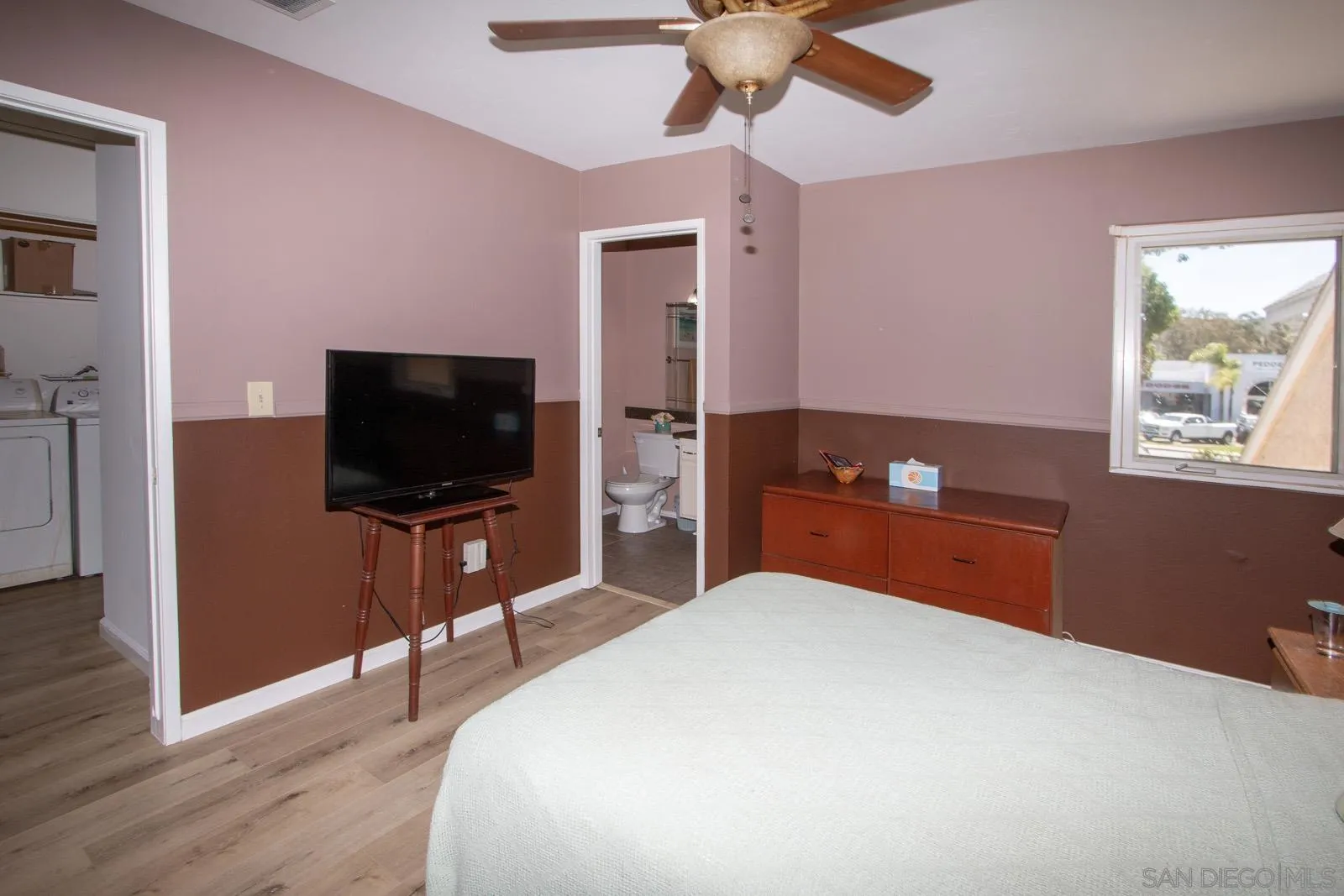 Photo #16: 260008976 Listing: Photo #16