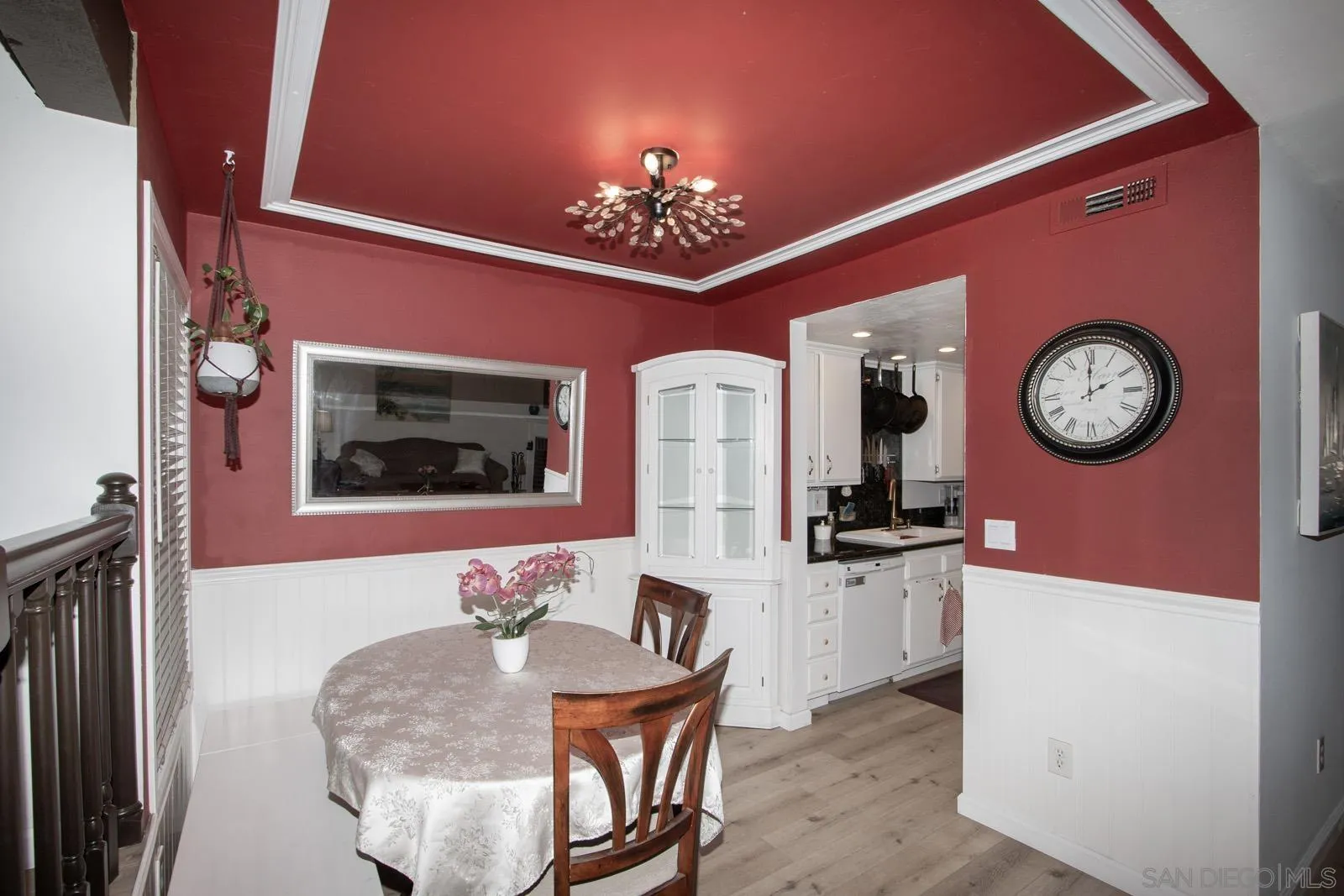 Photo #7: 260008976 Listing: Photo #7