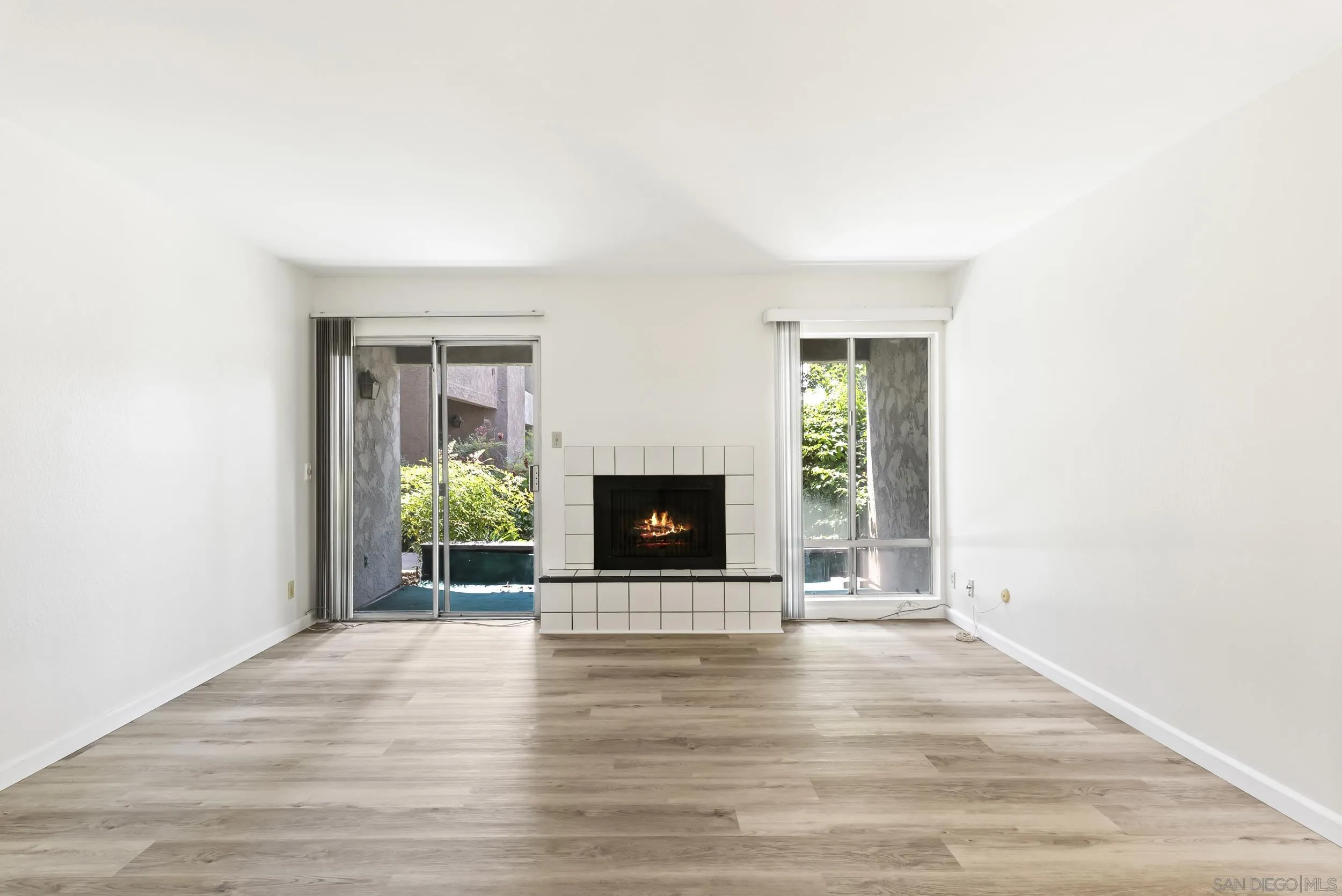 Photo #12: 260008980 Listing: Photo #12