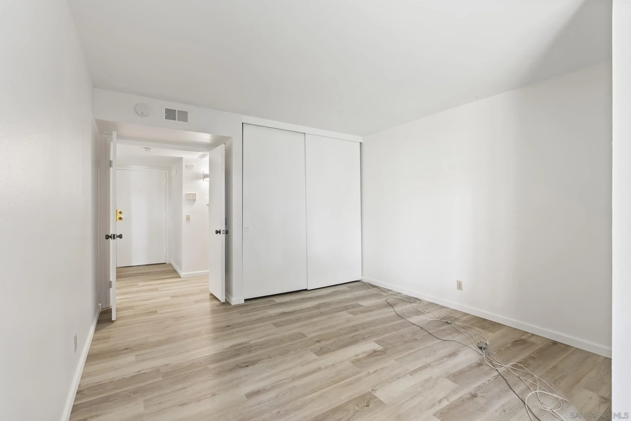 Photo #16: 260008980 Listing: Photo #16