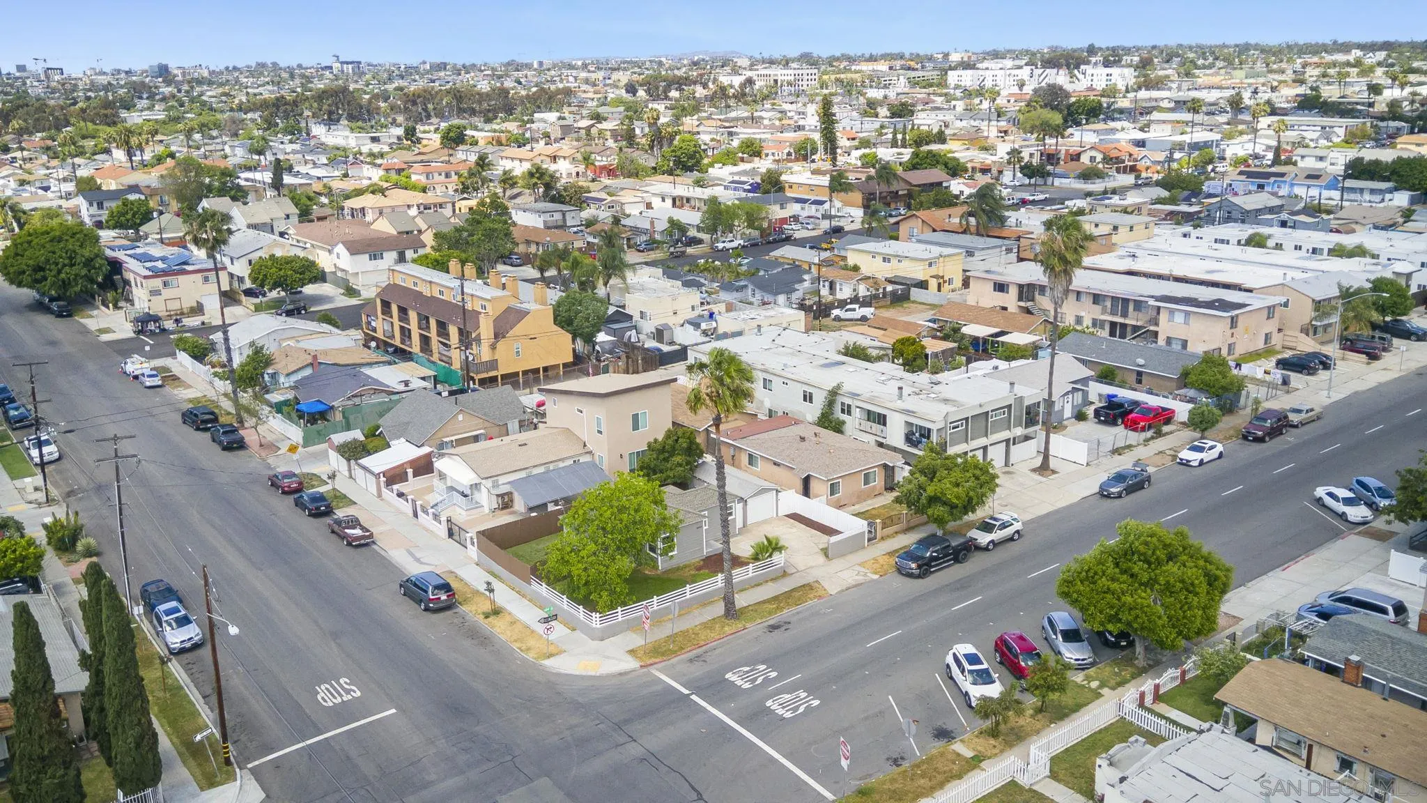 https://cdn.realtyfeed.com/cdn/127/260008982/4ee60e5812ef3212efdeff22319f2d8b.webp