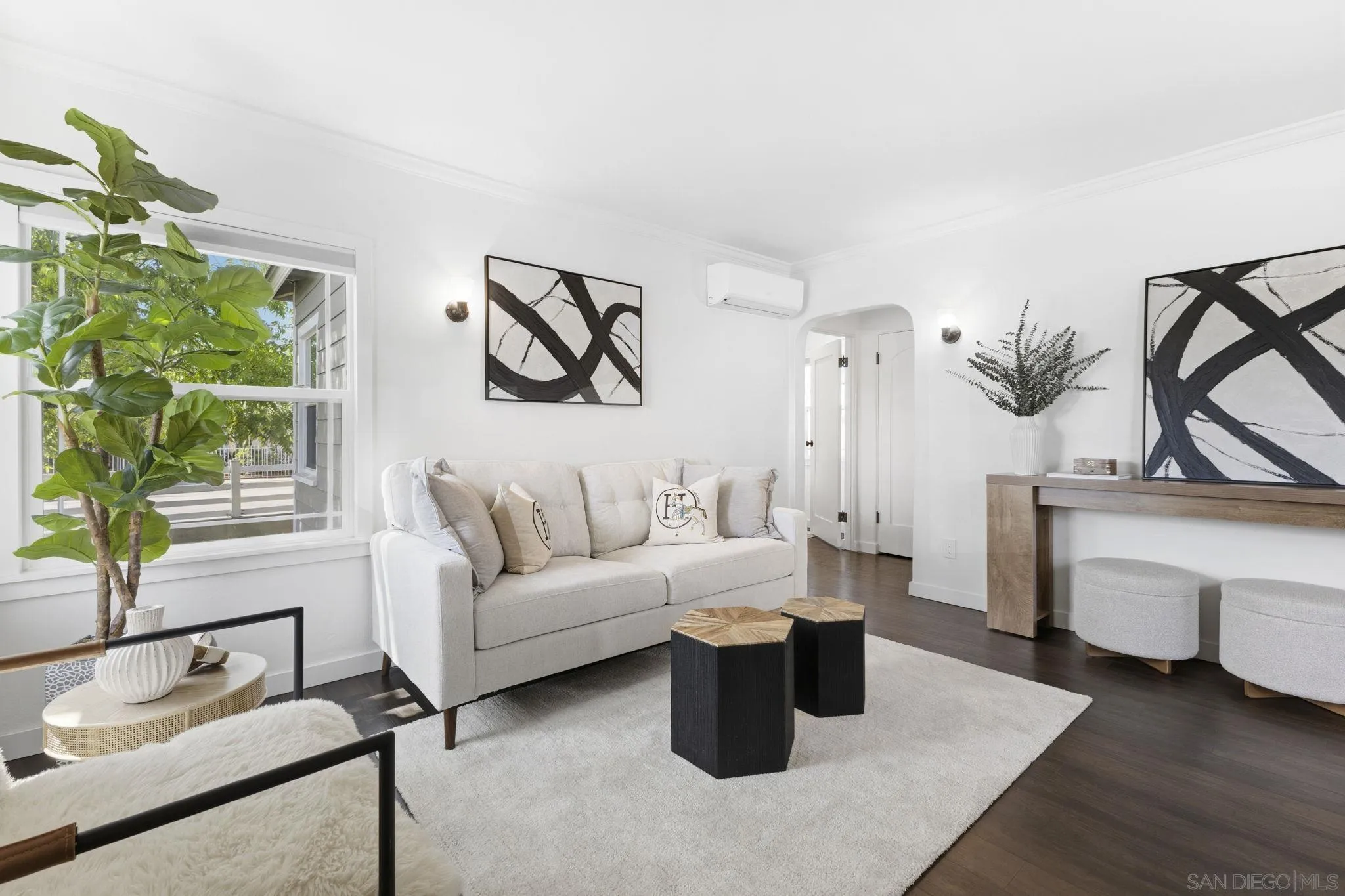 https://cdn.realtyfeed.com/cdn/127/260008982/4f705253832281073e1535c76b63a761.webp