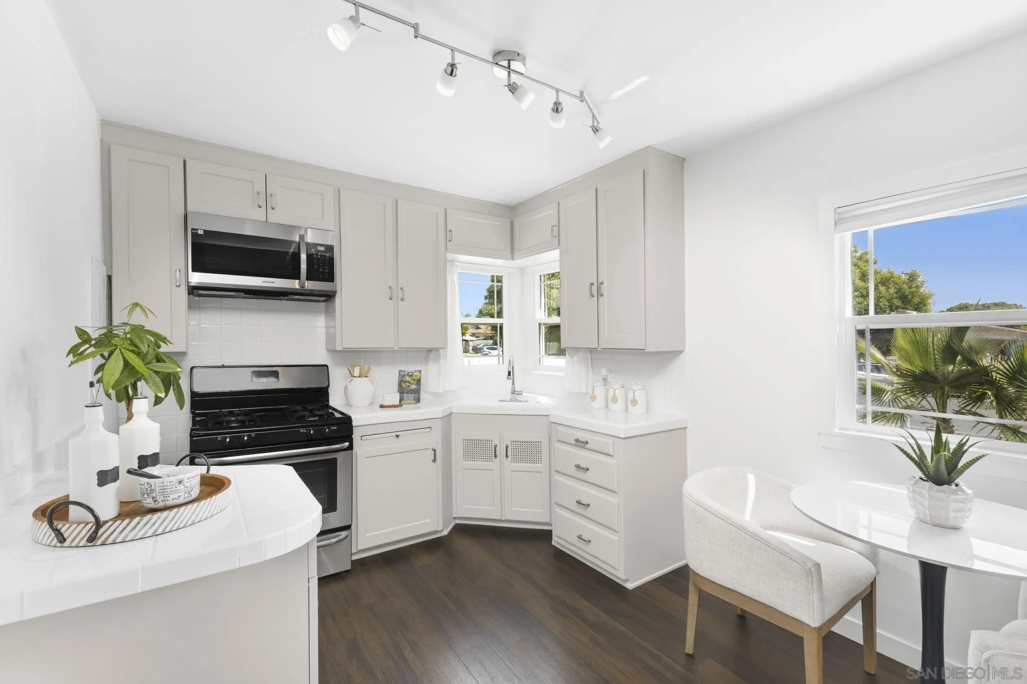 https://cdn.realtyfeed.com/cdn/127/260008982/5de44041017a936724f3070066234b38.webp