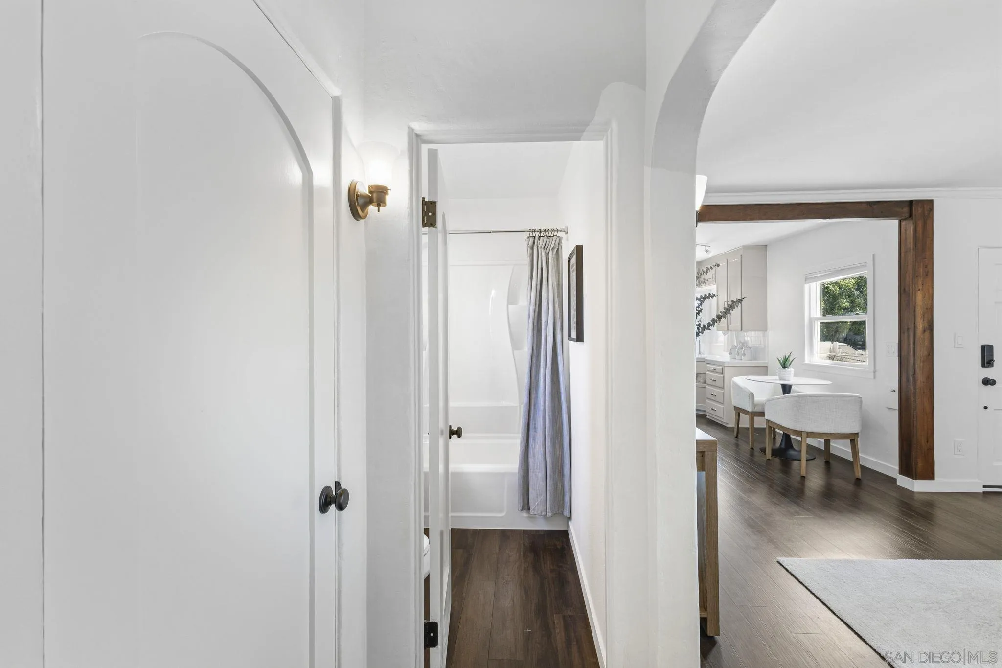 https://cdn.realtyfeed.com/cdn/127/260008982/9a37f224488d95cfcf9ceaf89f2d162a.webp