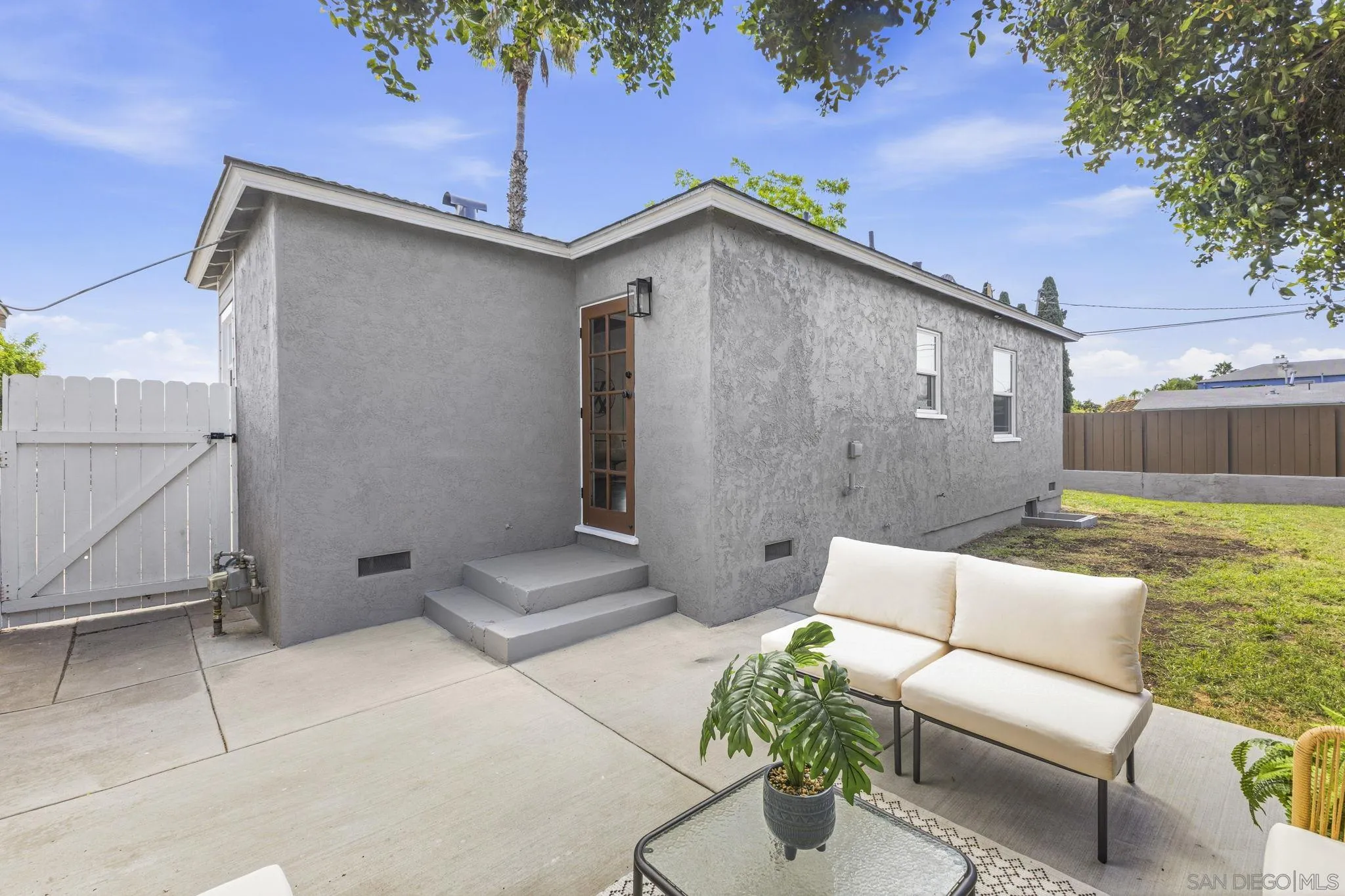 https://cdn.realtyfeed.com/cdn/127/260008982/a89536f32ff8c597f55a228d7234a836.webp