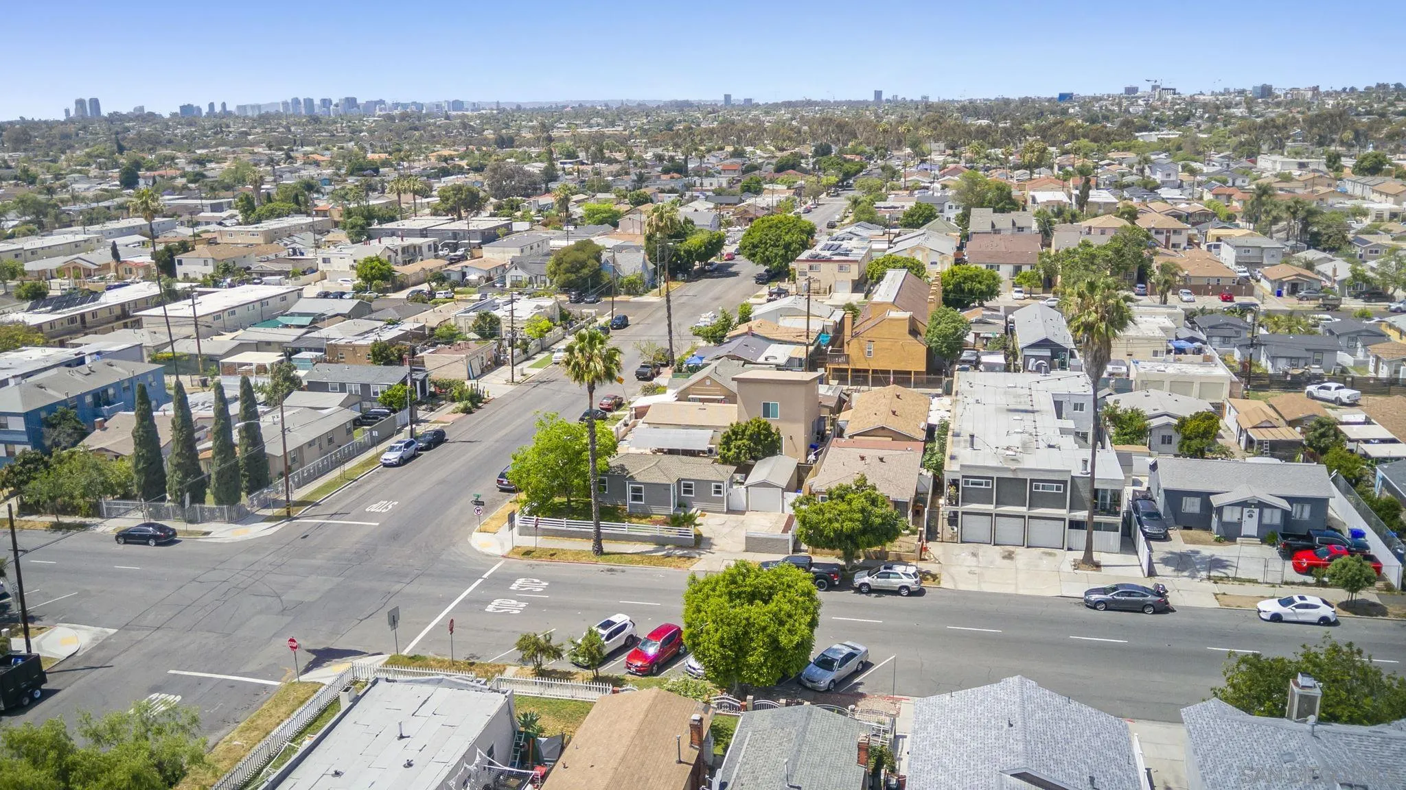 https://cdn.realtyfeed.com/cdn/127/260008982/b725541eba0b59ebe37654d26750a396.webp