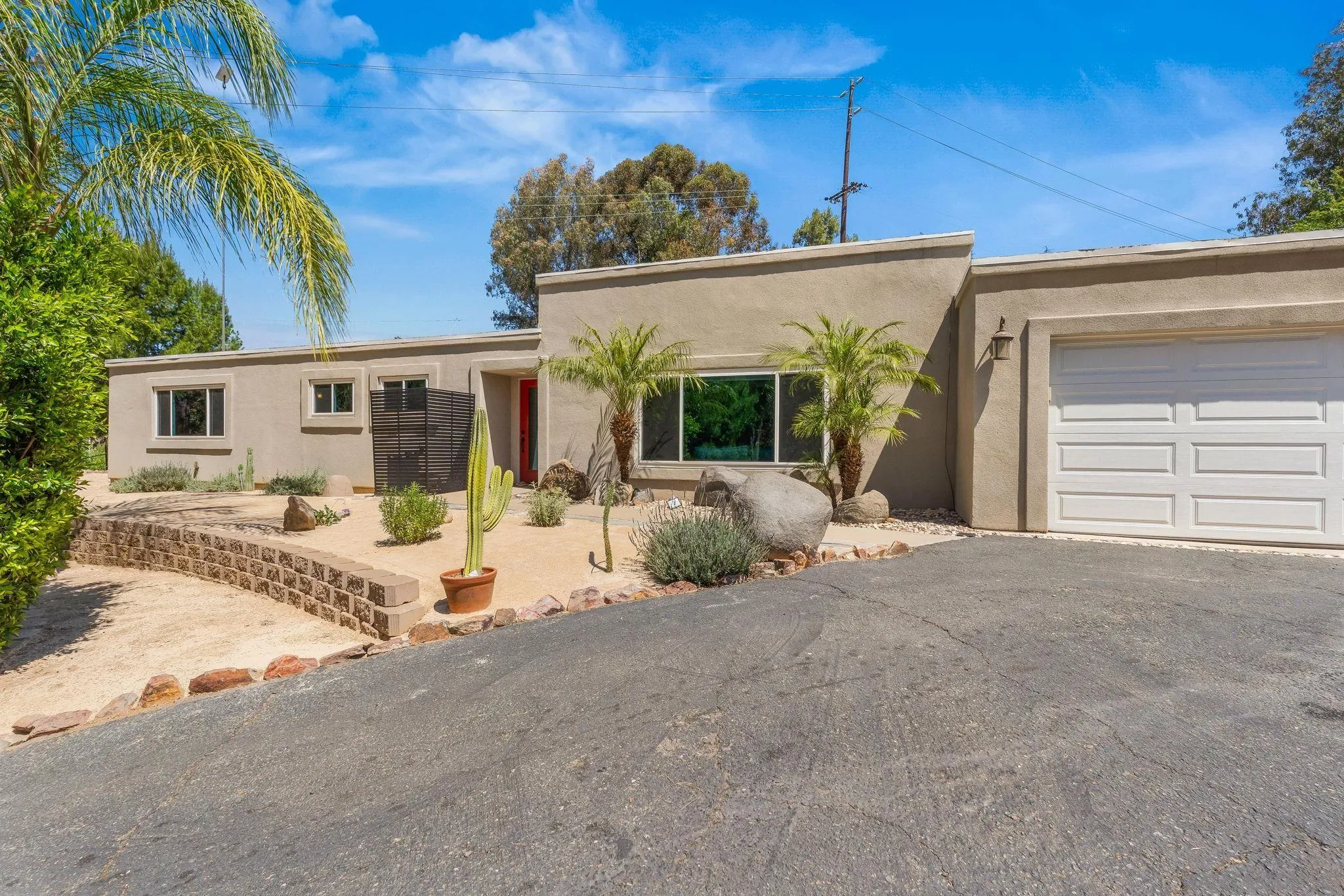 El Cajon, CA 92020
