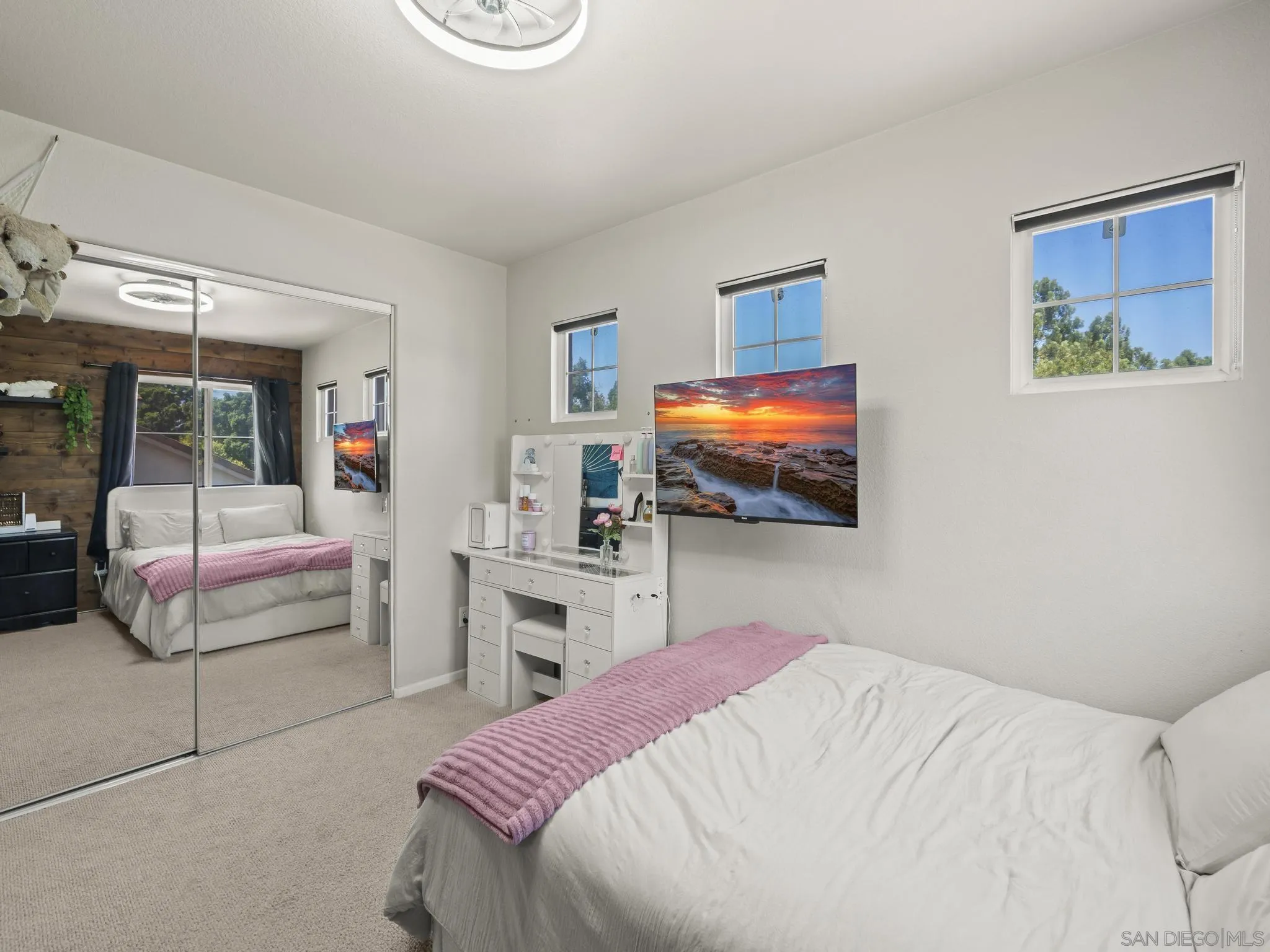 https://cdn.realtyfeed.com/cdn/127/260008991/5b93da82d338b5b994954948d50ad66b.webp