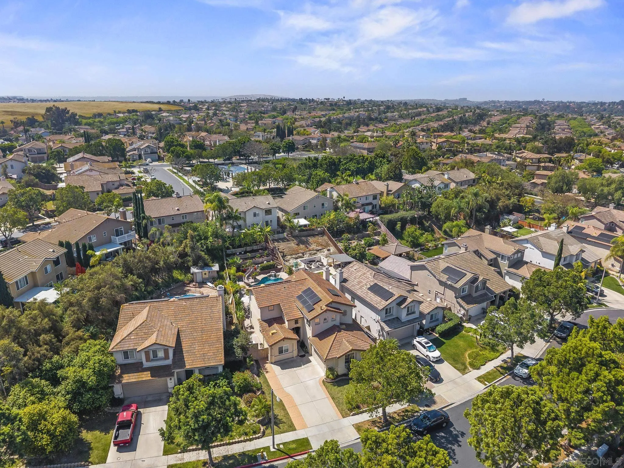 https://cdn.realtyfeed.com/cdn/127/260008991/89c9eb1efa1bda363d2a61fdba00c292.webp