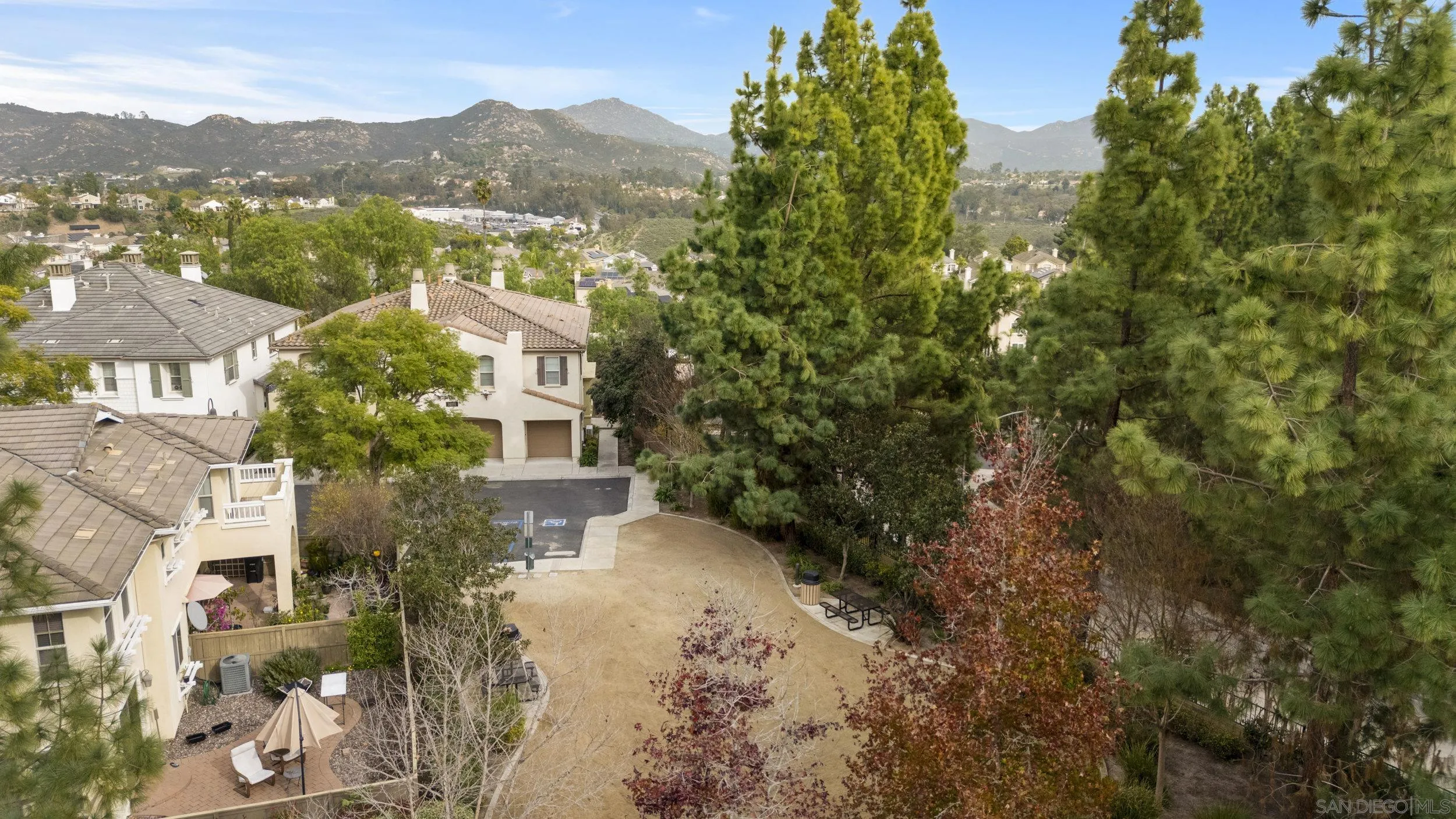 Photo #33: 260008992 Listing: Photo #33