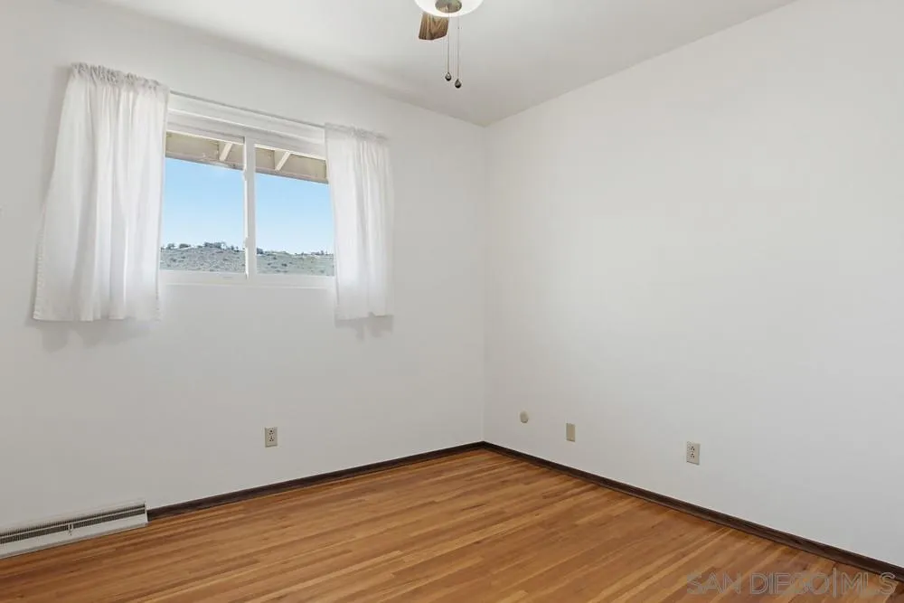 https://cdn.realtyfeed.com/cdn/127/260009000/0745e64c6198d7e6d4edfb70e3894592.webp
