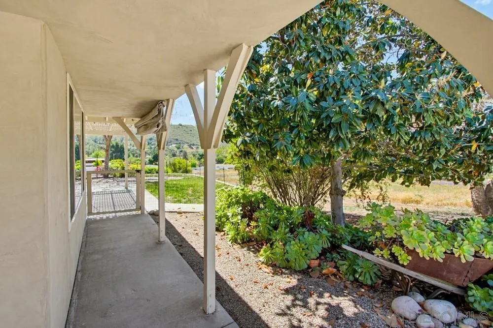 https://cdn.realtyfeed.com/cdn/127/260009000/4c52d66fdccee50ae05fce2877218fac.webp