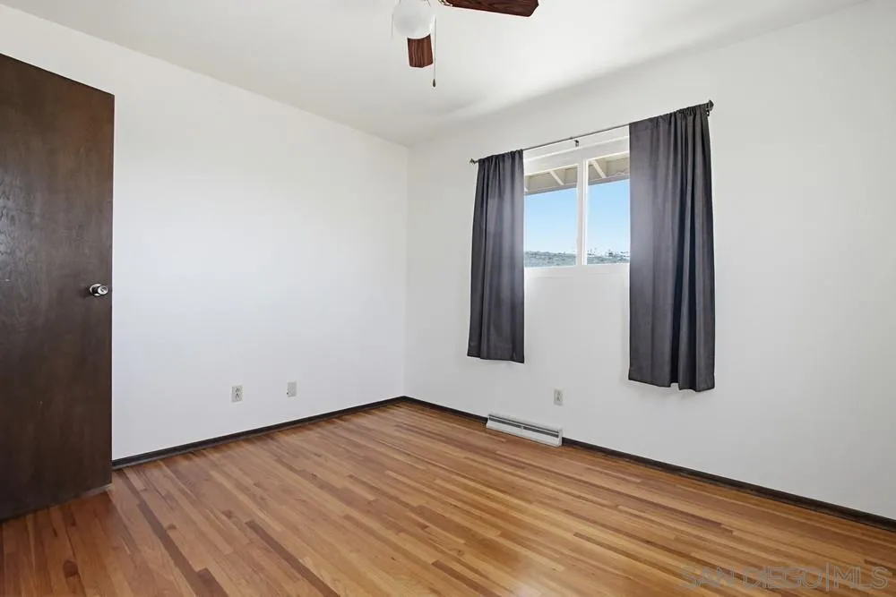 https://cdn.realtyfeed.com/cdn/127/260009000/a6b8d5bfacff19eda63ff3957812fb92.webp
