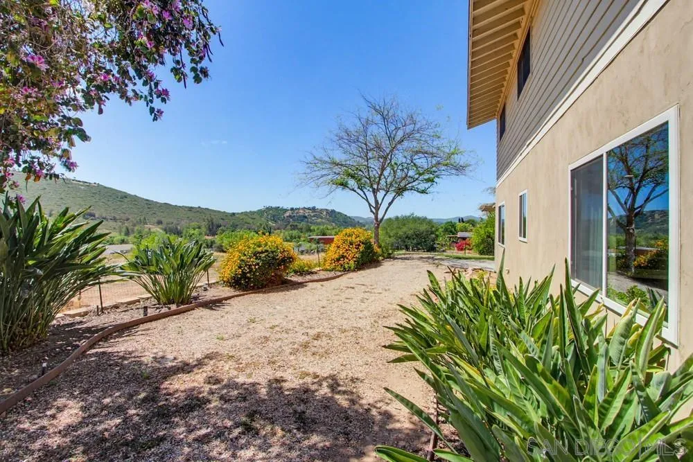 https://cdn.realtyfeed.com/cdn/127/260009000/ae1538632e624b3bf468ea43b6d5eeed.webp