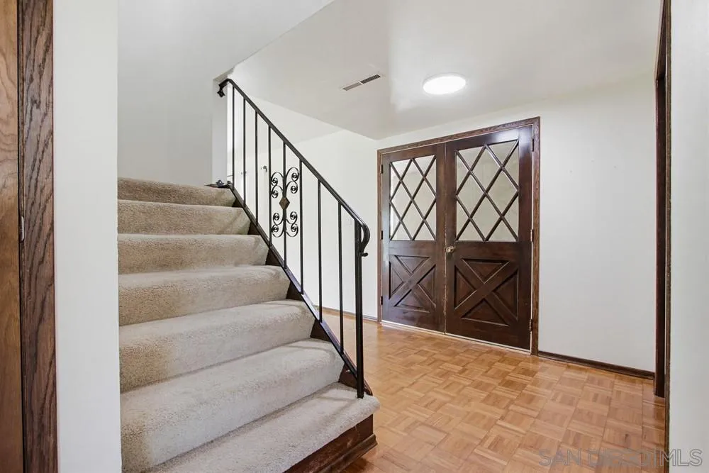 https://cdn.realtyfeed.com/cdn/127/260009000/e3e7526c1fc419d290bc6a726537903f.webp