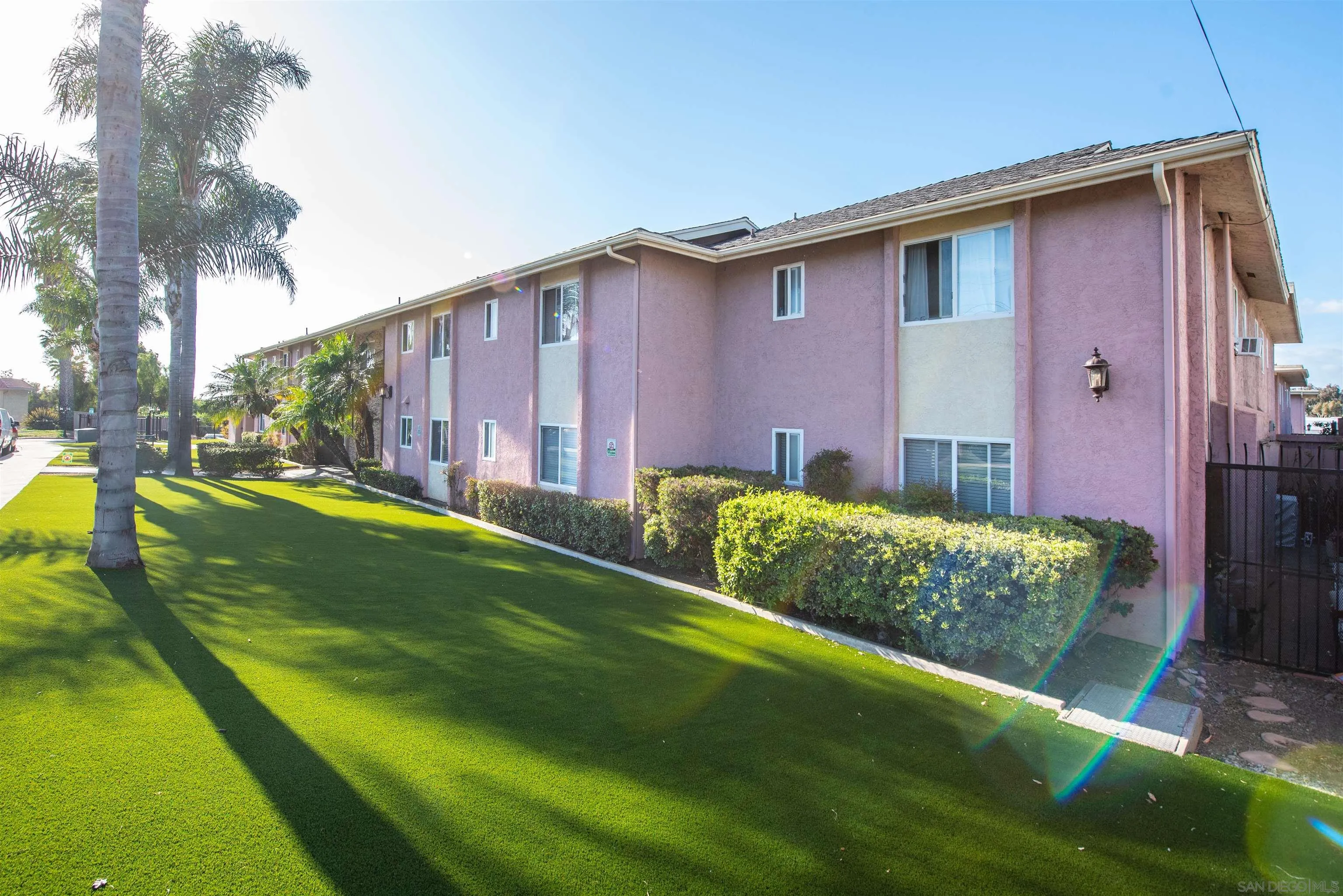 Photo #28: 260009001 Listing: Photo #28