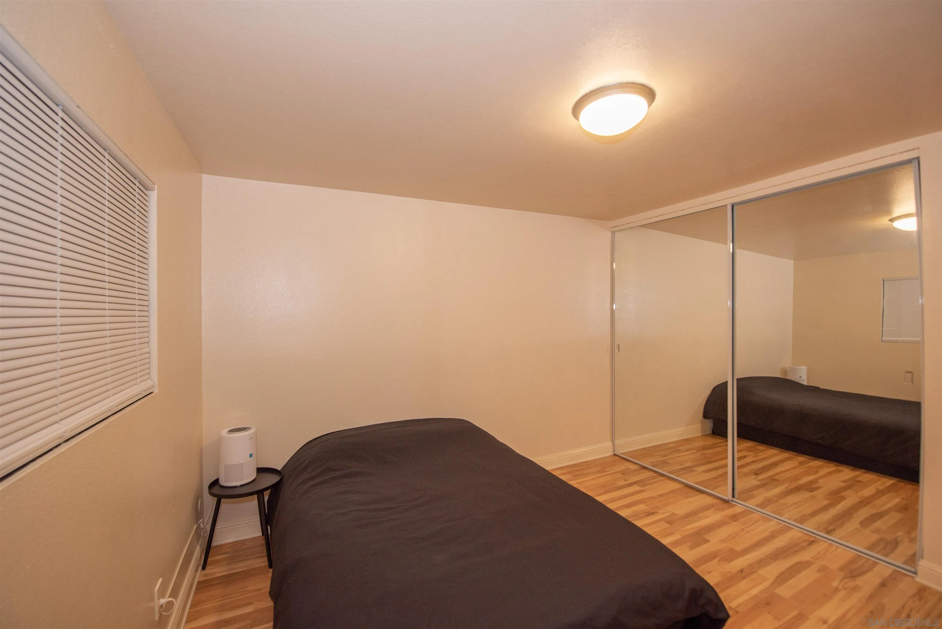 Photo #16: 260009001 Listing: Photo #16