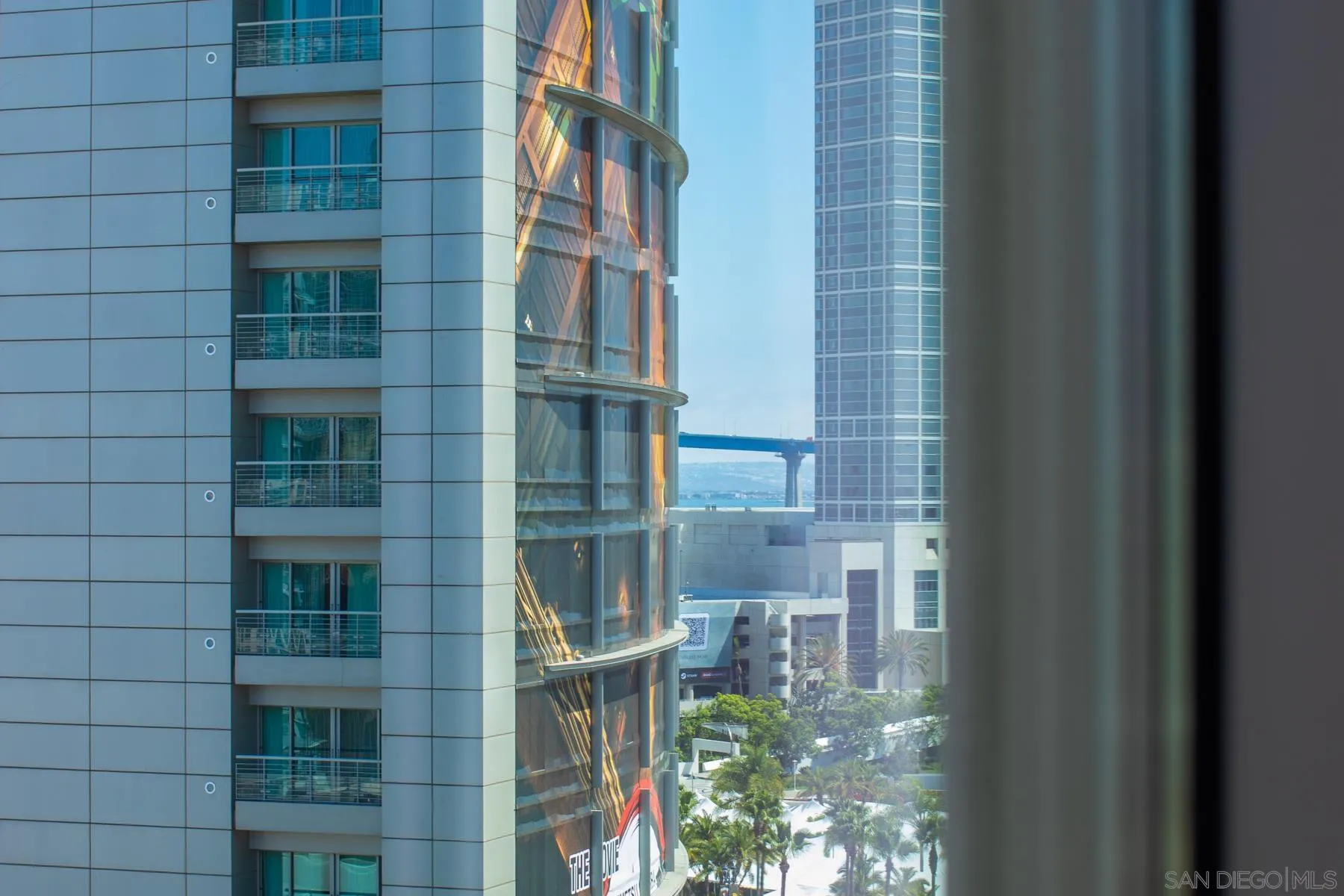https://cdn.realtyfeed.com/cdn/127/260009004/0653d2bec46ac520d99e347d35f9ae74.webp