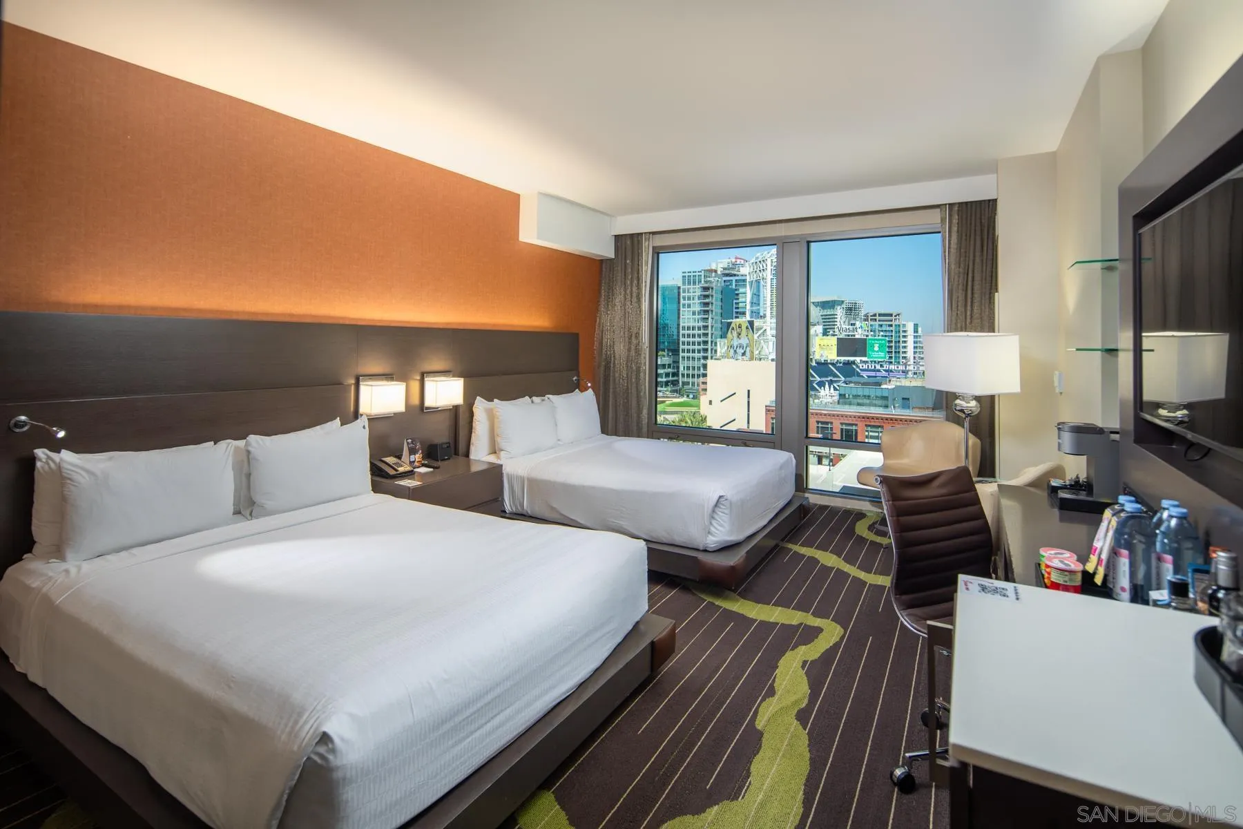 Photo #2: 260009004 Listing: Photo #2